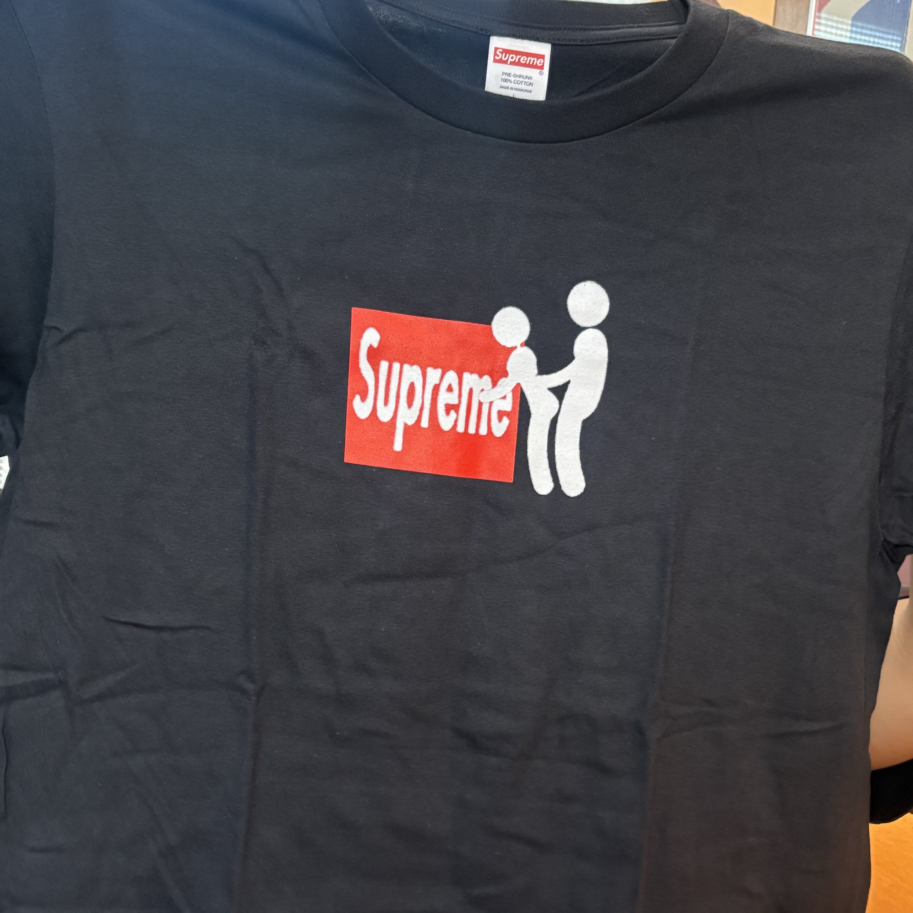 Supreme Stick T-Shirt Black - 25FW 착용 스타일