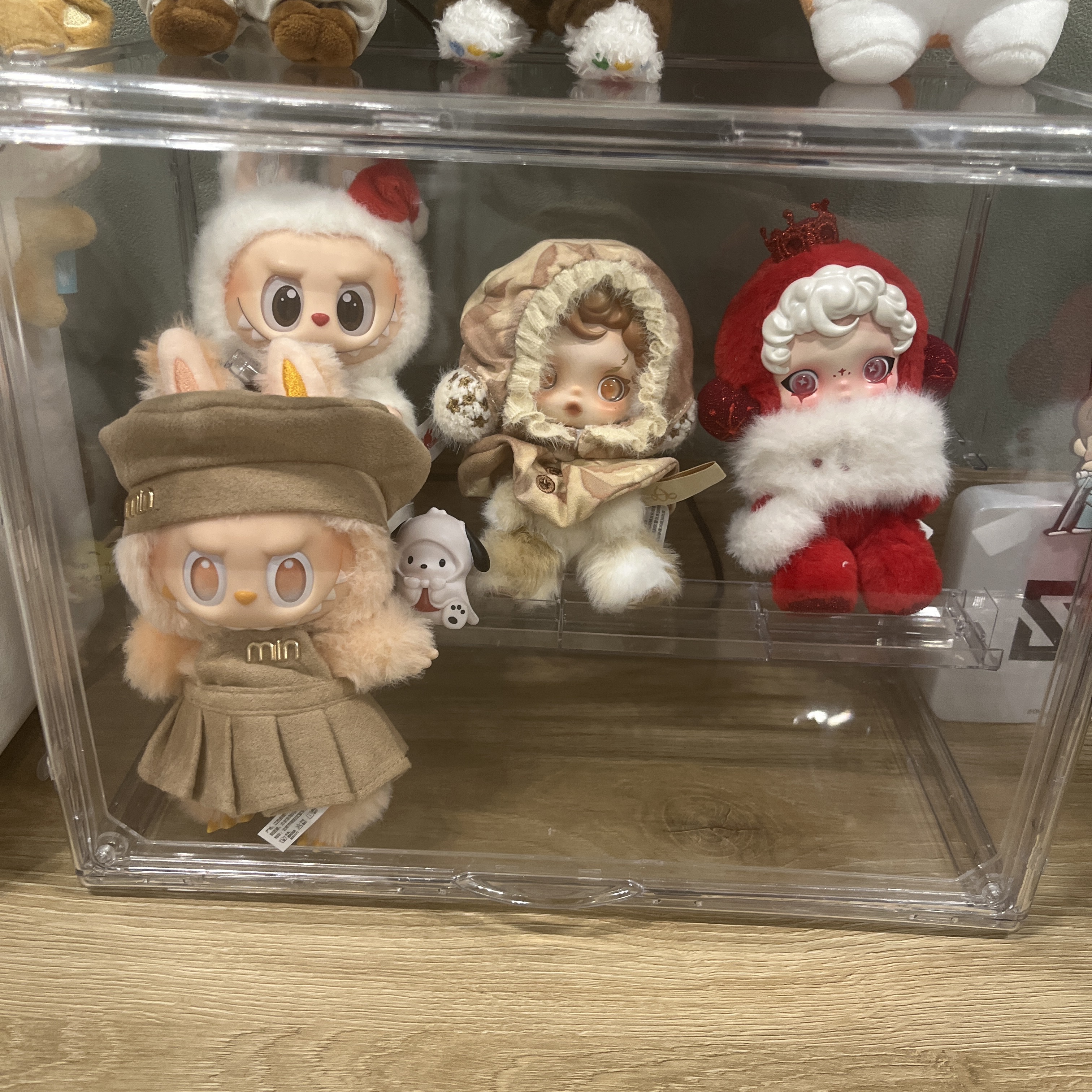 Pop Mart Skullpanda L’Impressionnisme Series Plush Doll (1 Blind Box) 착용 스타일