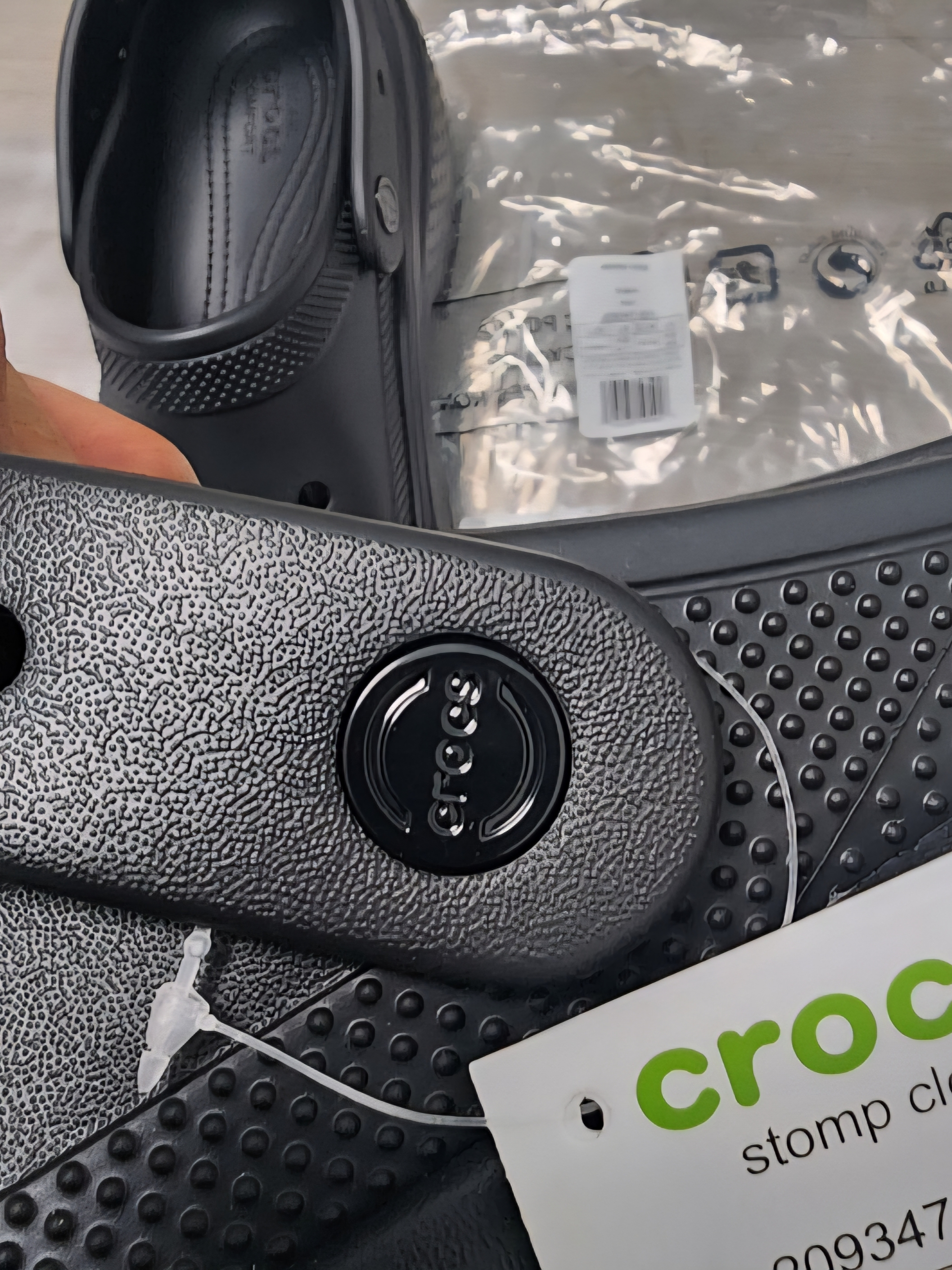 Crocs Stomp Clog Black 착용 스타일