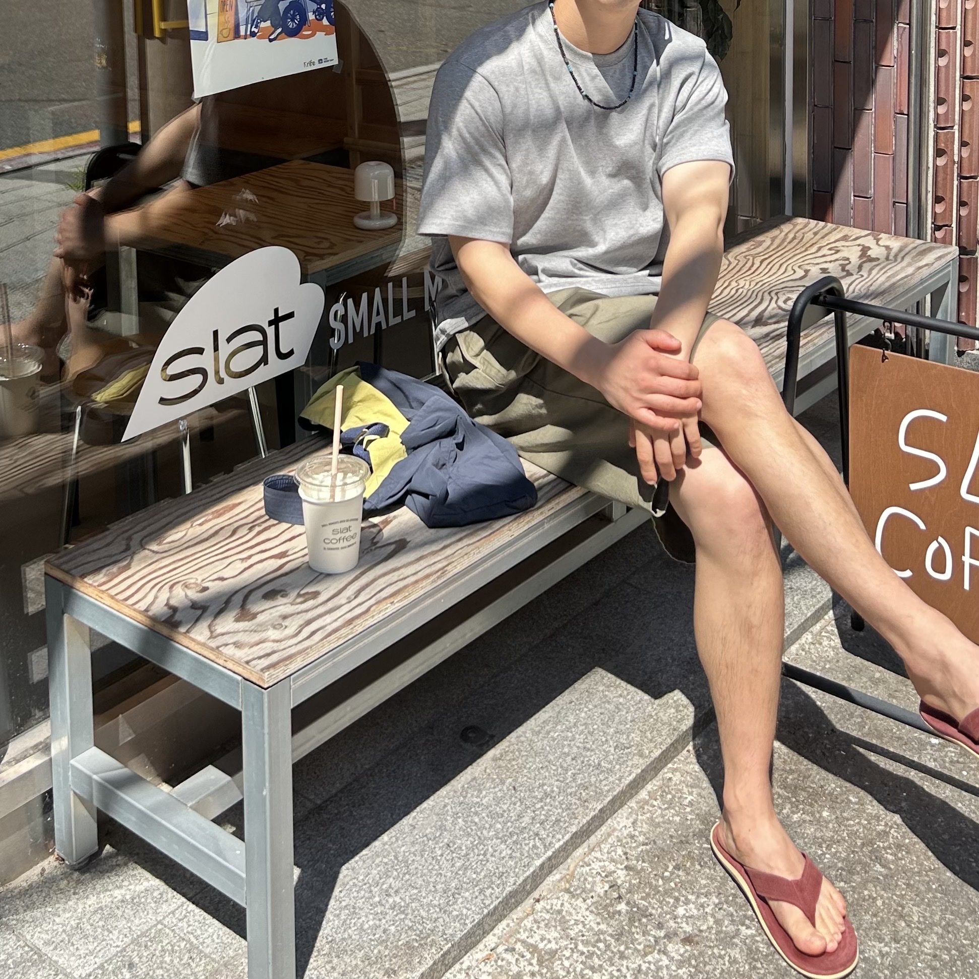 Island Slipper Classic Suede Burgundy Suede 착용 스타일