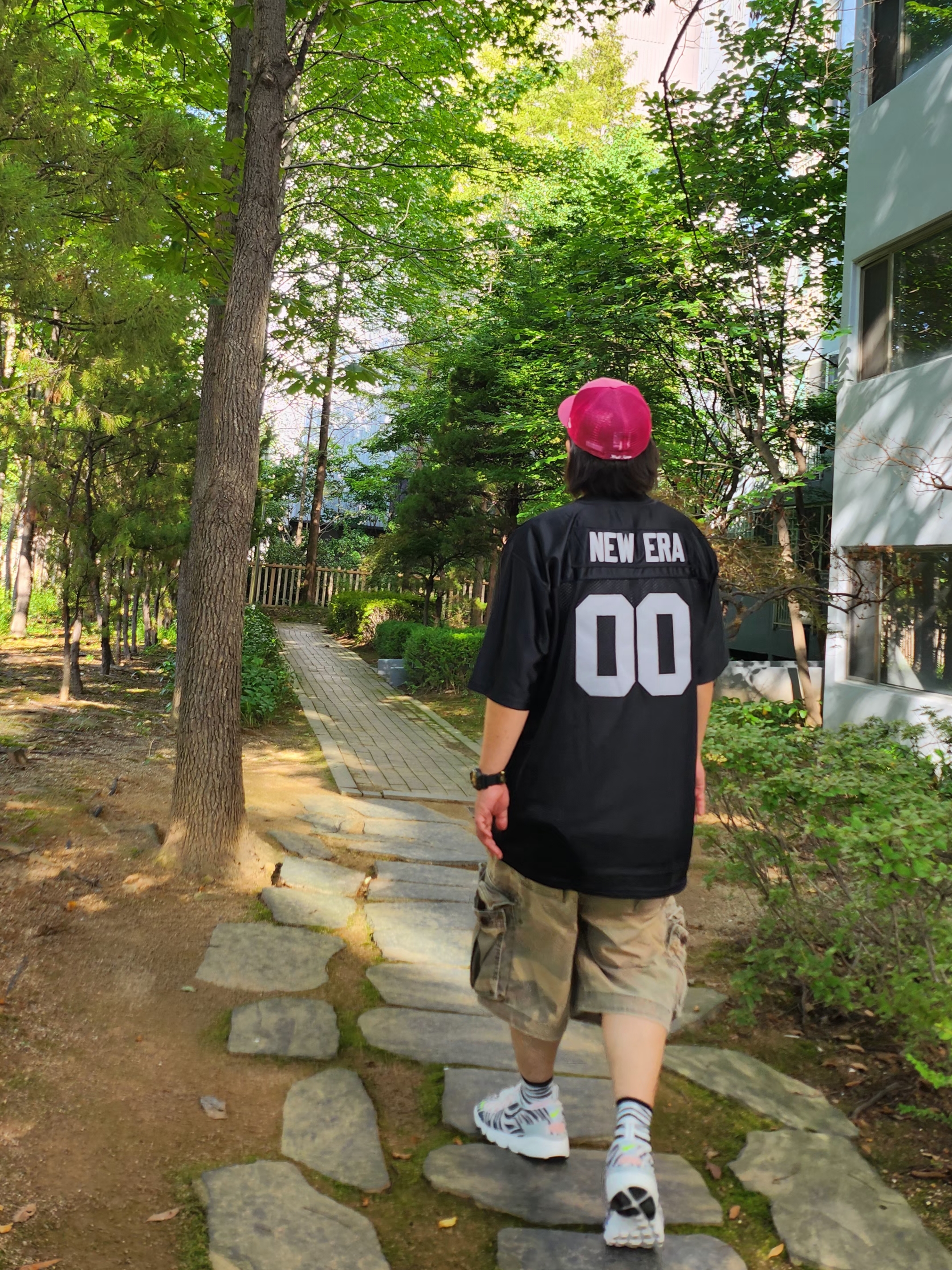 Supreme Box Logo Mesh Back New Era Pink - 22SS, Human Made Military Card Case Beige 착용 스타일 - 4