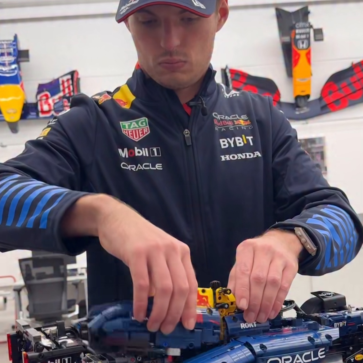 Lego Technic Oracle Red Bull Racing RB20 F1 Car 착용 스타일 - 7
