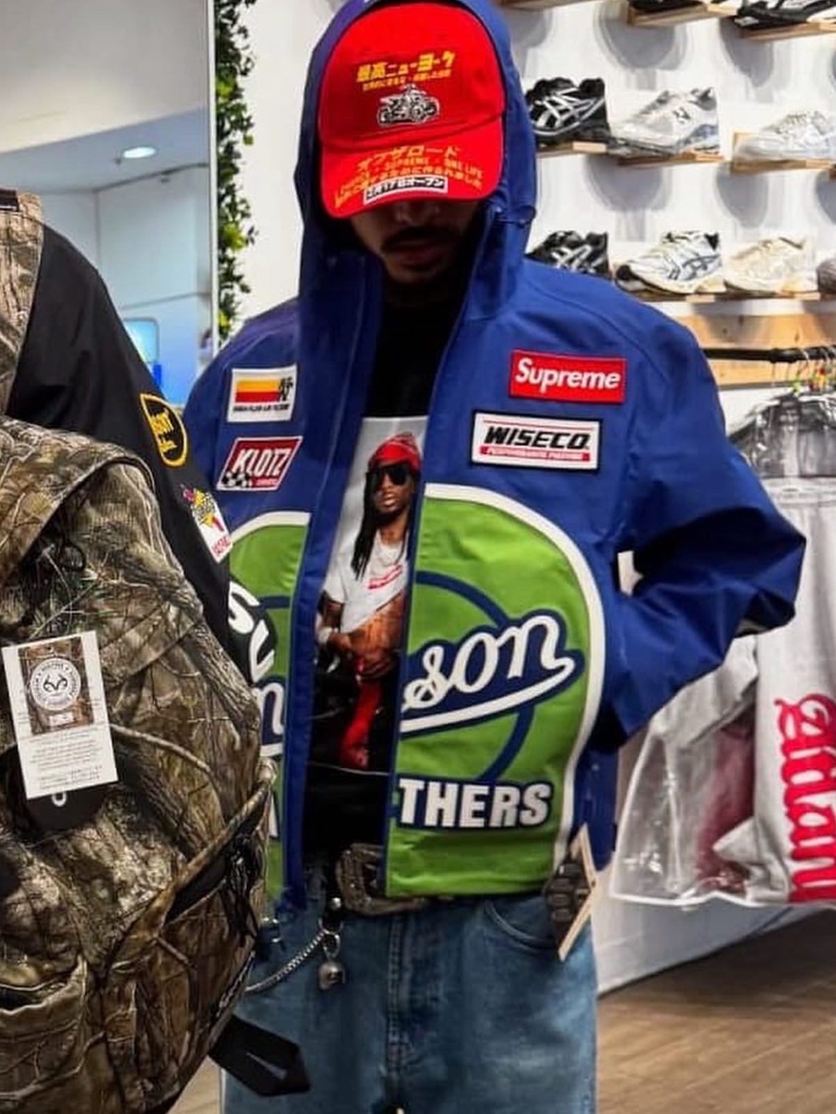 Supreme x Vanson Leathers Gore-Tex Shell Jacket Royal - 25FW 착용 스타일
