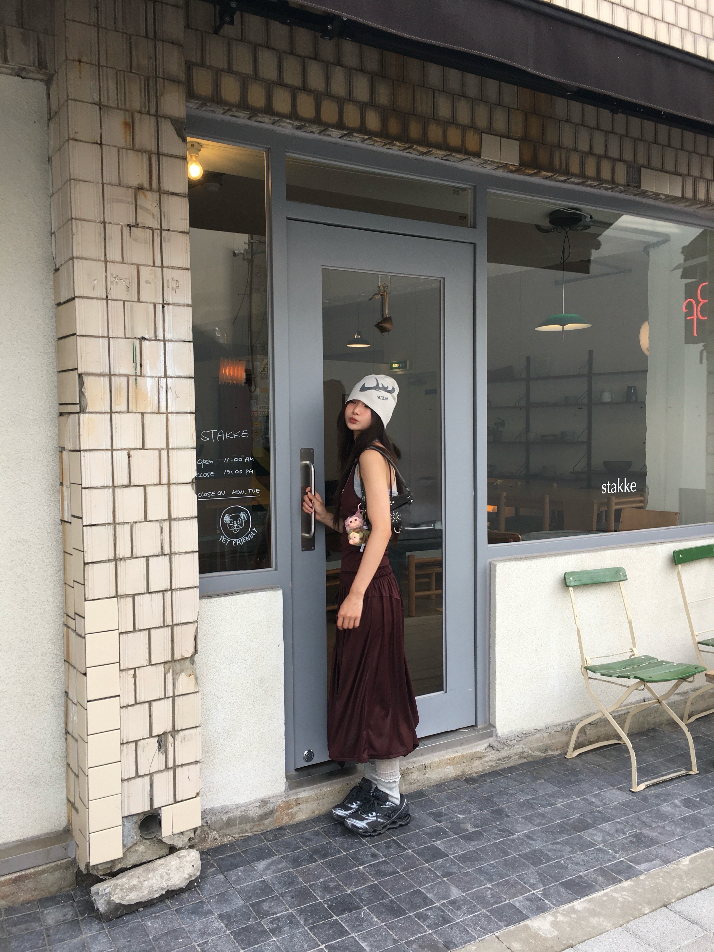 KZM Antler Skull Cap Light Grey 착용 스타일 - 1