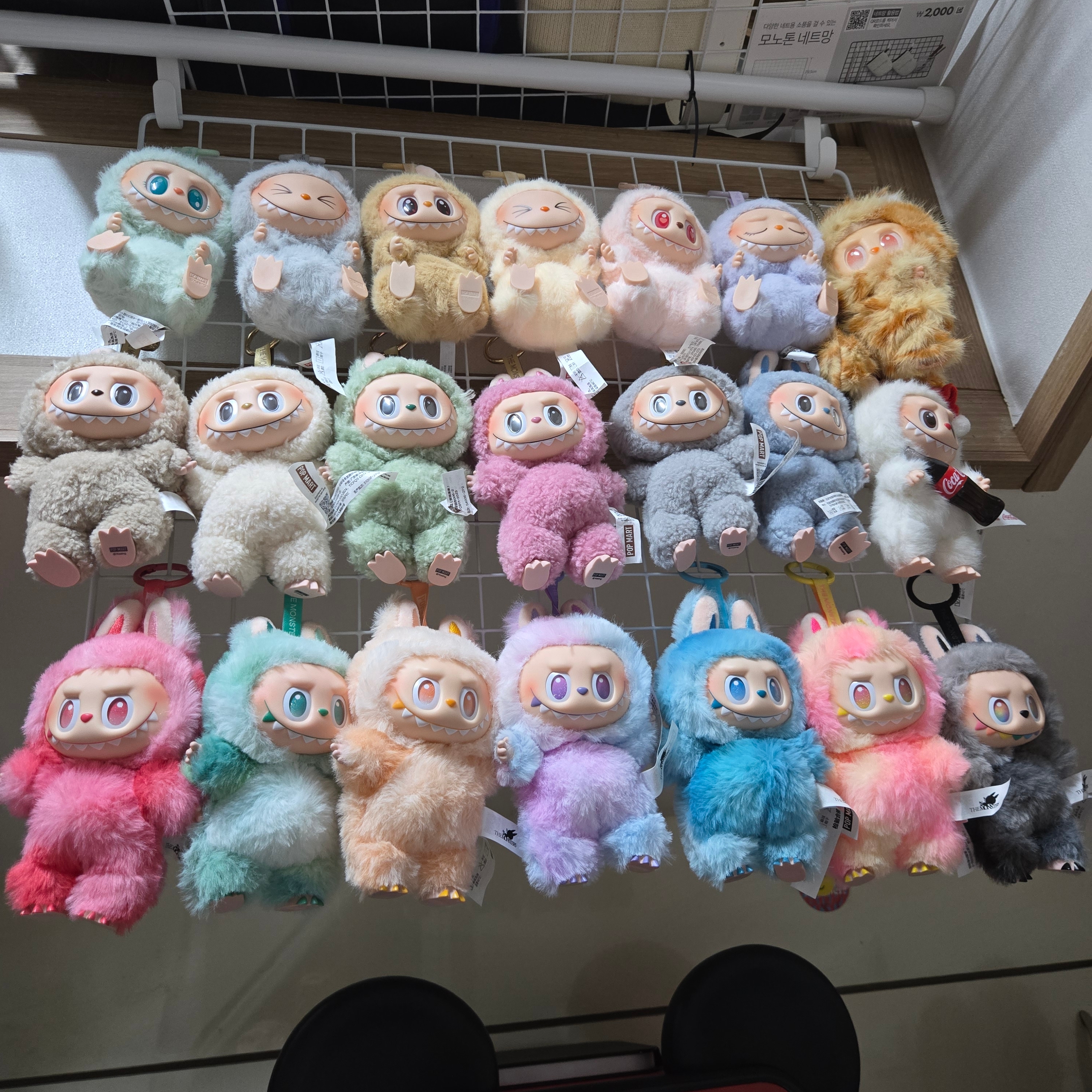 Pop Mart Labubu Let's Play Together Doll Series Sealed Case (6 Blind Boxes), Pop Mart Labubu Coca Cola Series Surprise Shake Keyring (Opened Case) 착용 스타일