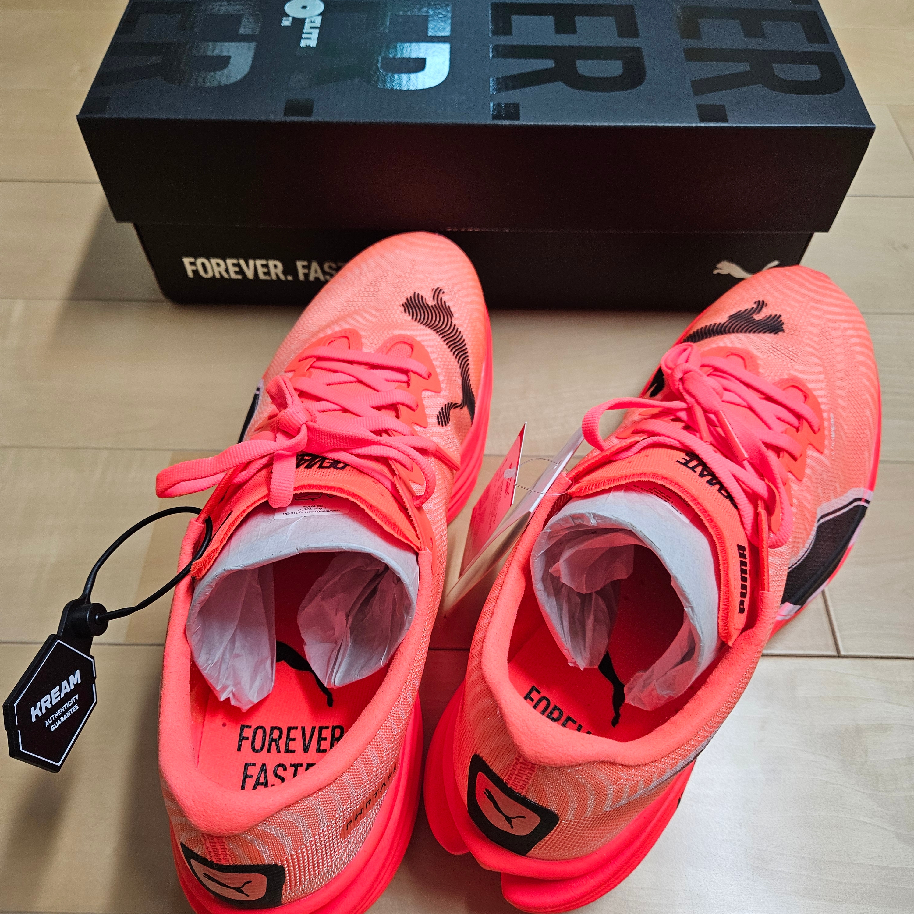 Puma Deviate Nitro Elite 3 Glowing Red Black 착용 스타일 - 3