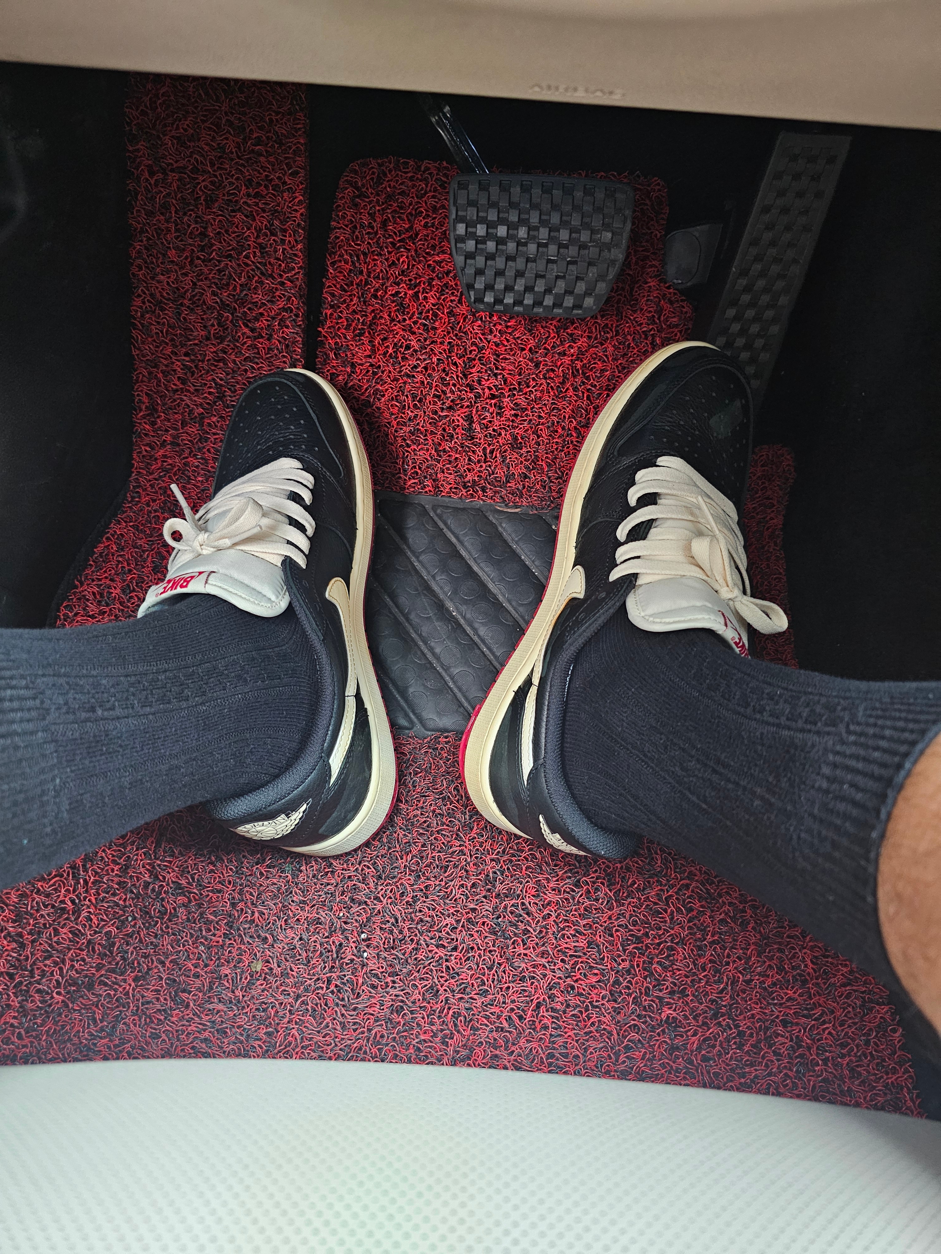 Jordan 1 x Nigel Sylvester Retro Low OG Better With Time 착용 스타일