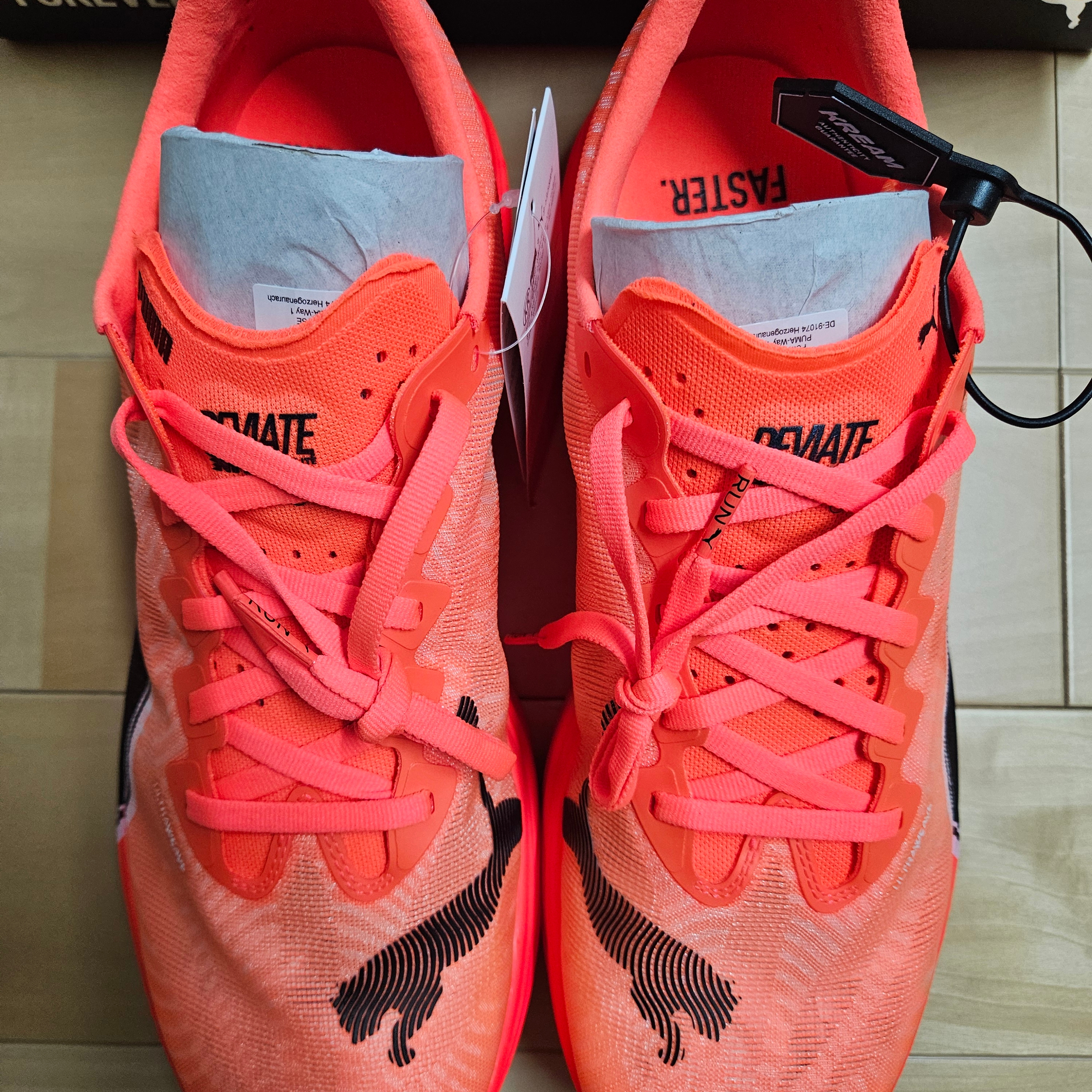 Puma Deviate Nitro Elite 3 Glowing Red Black 착용 스타일 - 8