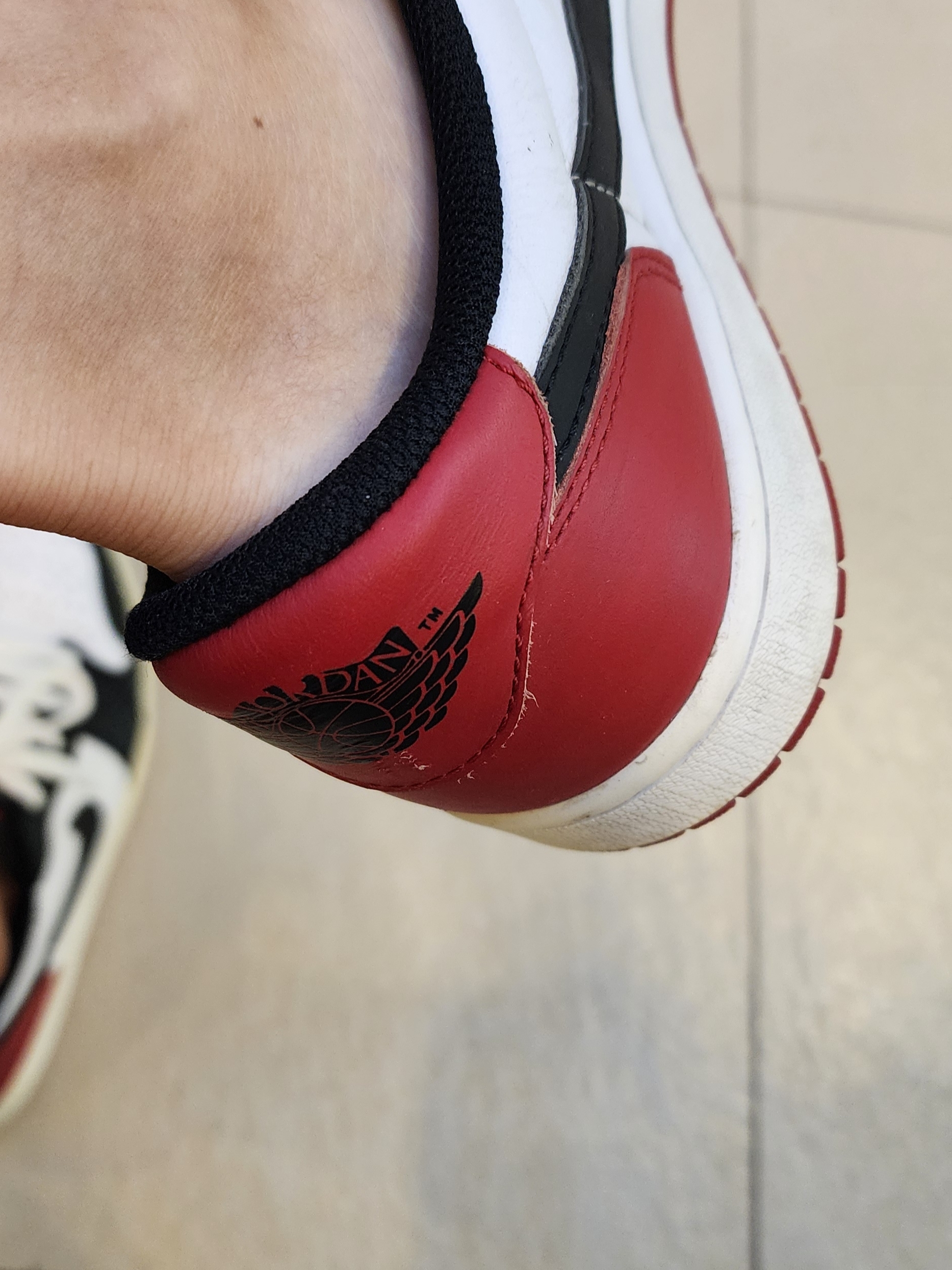 Jordan 1 Retro Low OG Black Toe 착용 스타일