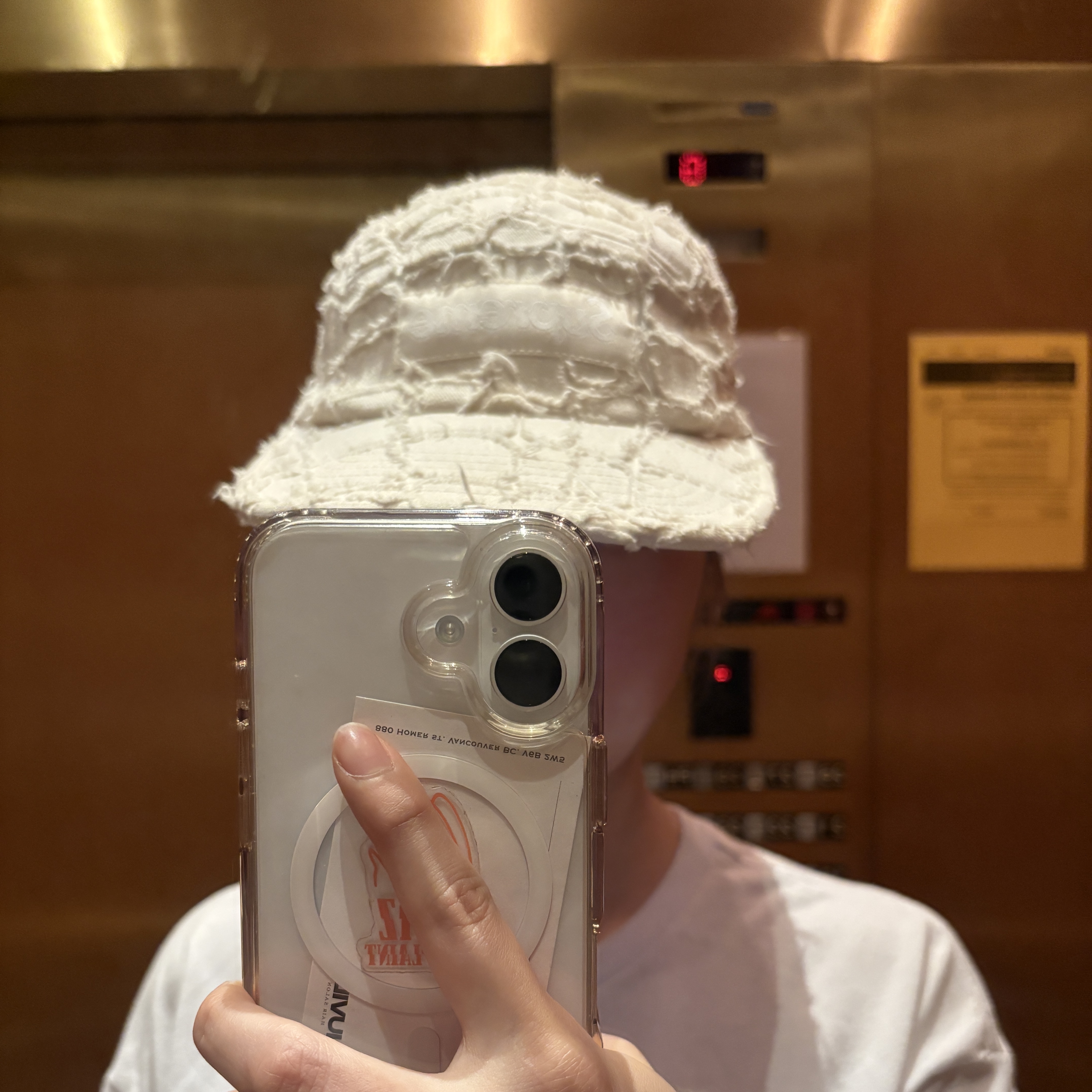 Supreme Frayed Croc Denim Camp Cap Natural - 25SS 착용 스타일