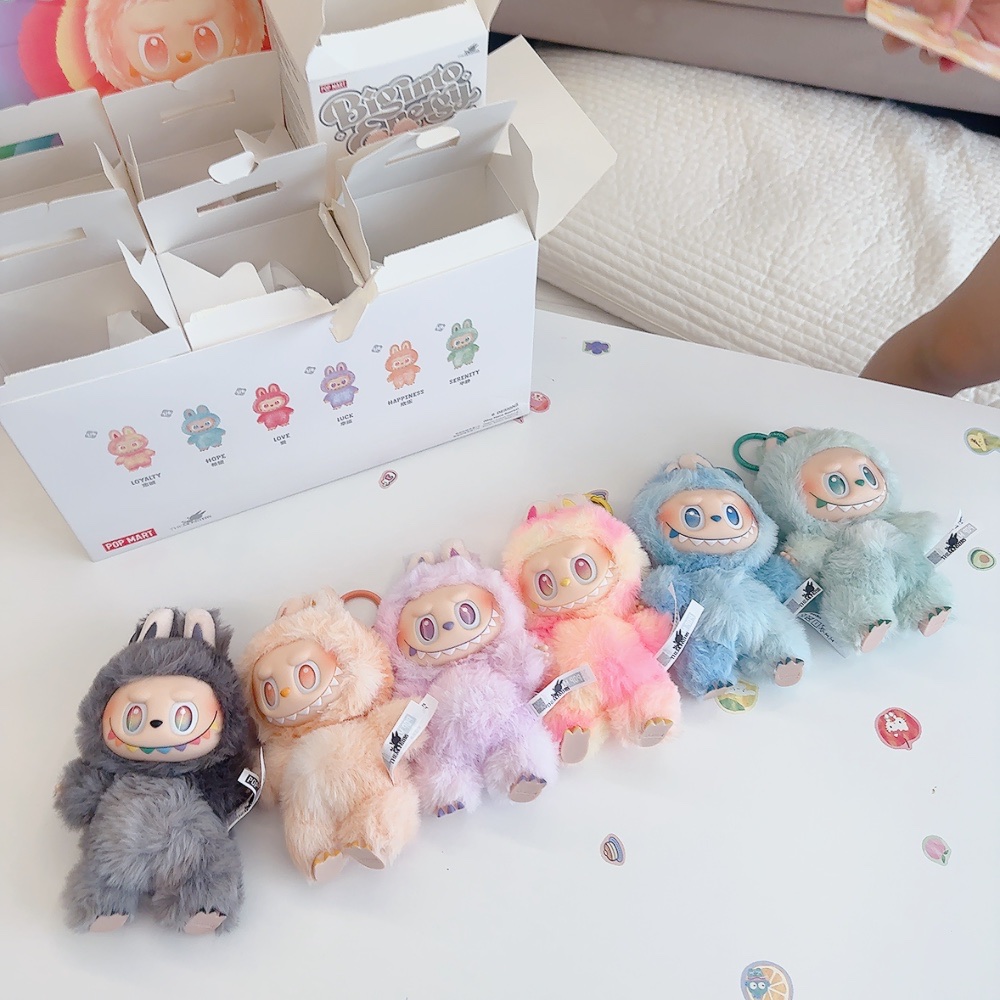 Pop Mart Labubu The Monsters Highlight Series Sealed Case (6 Blind Boxes), Pop Mart Labubu The Monsters Highlight Series ID Keyring (Opened Case) 착용 스타일 - 2