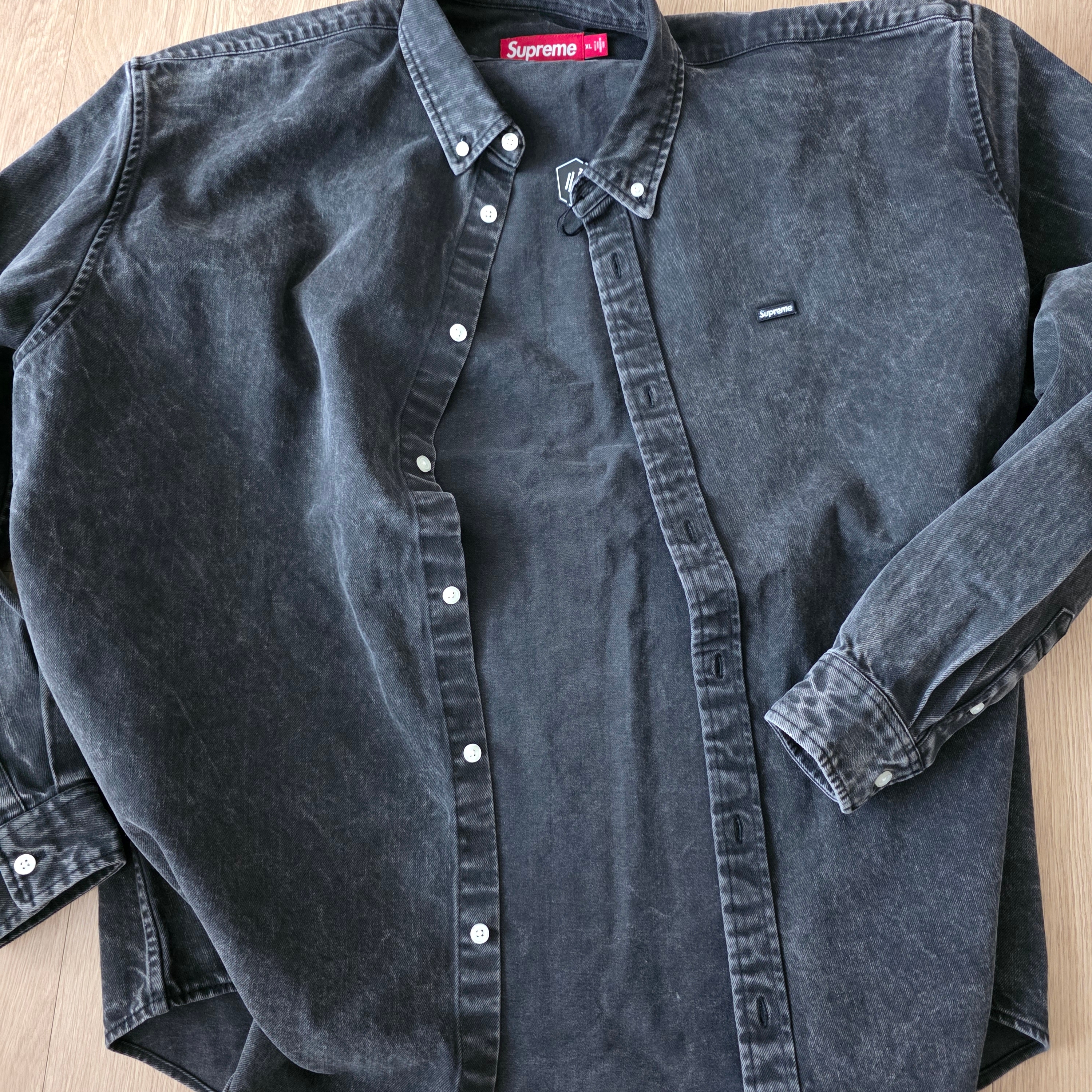 Supreme Small Box Denim Shirt Black - 25SS 착용 스타일
