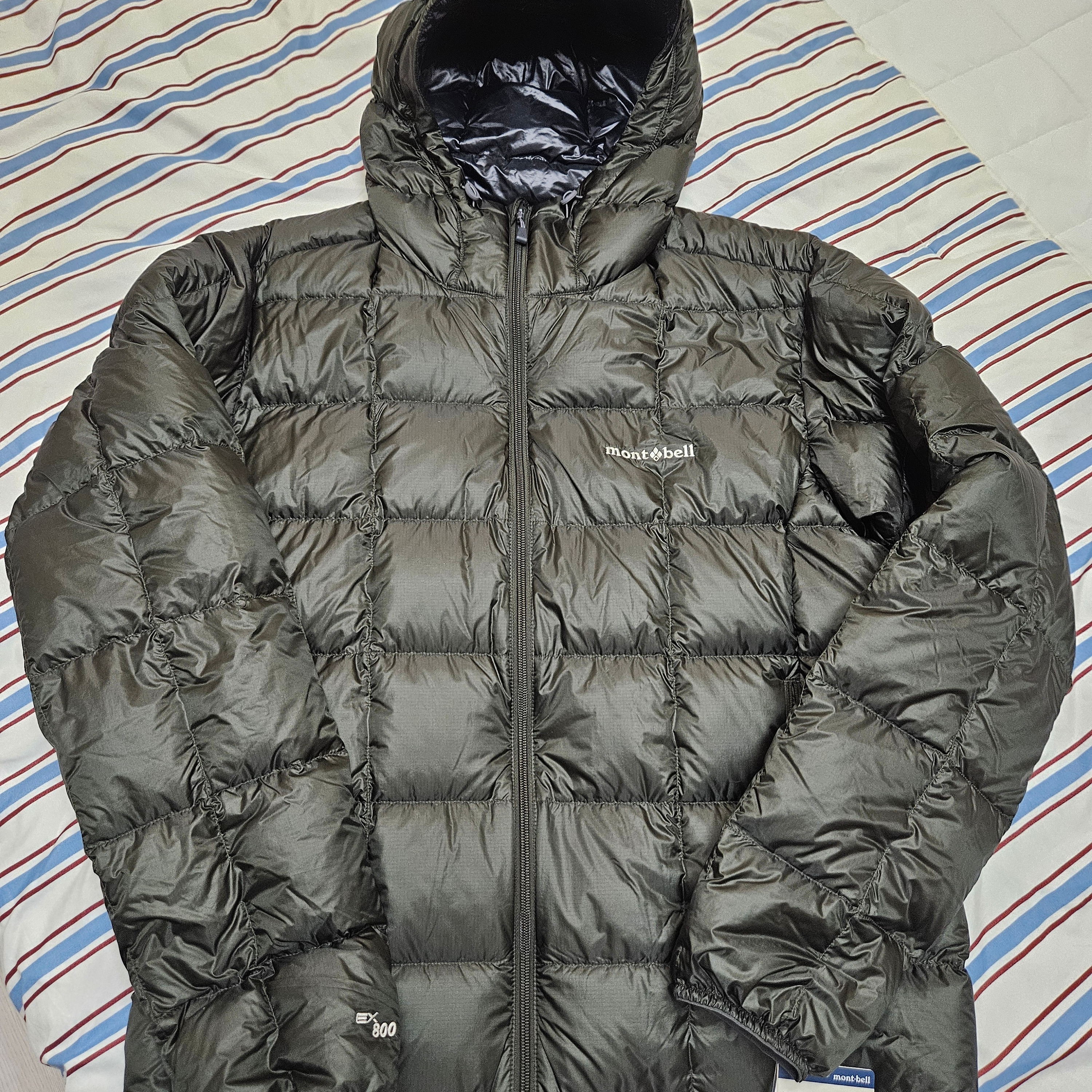 Montbell Superior Down Parka Dark Green 착용 스타일 - 1