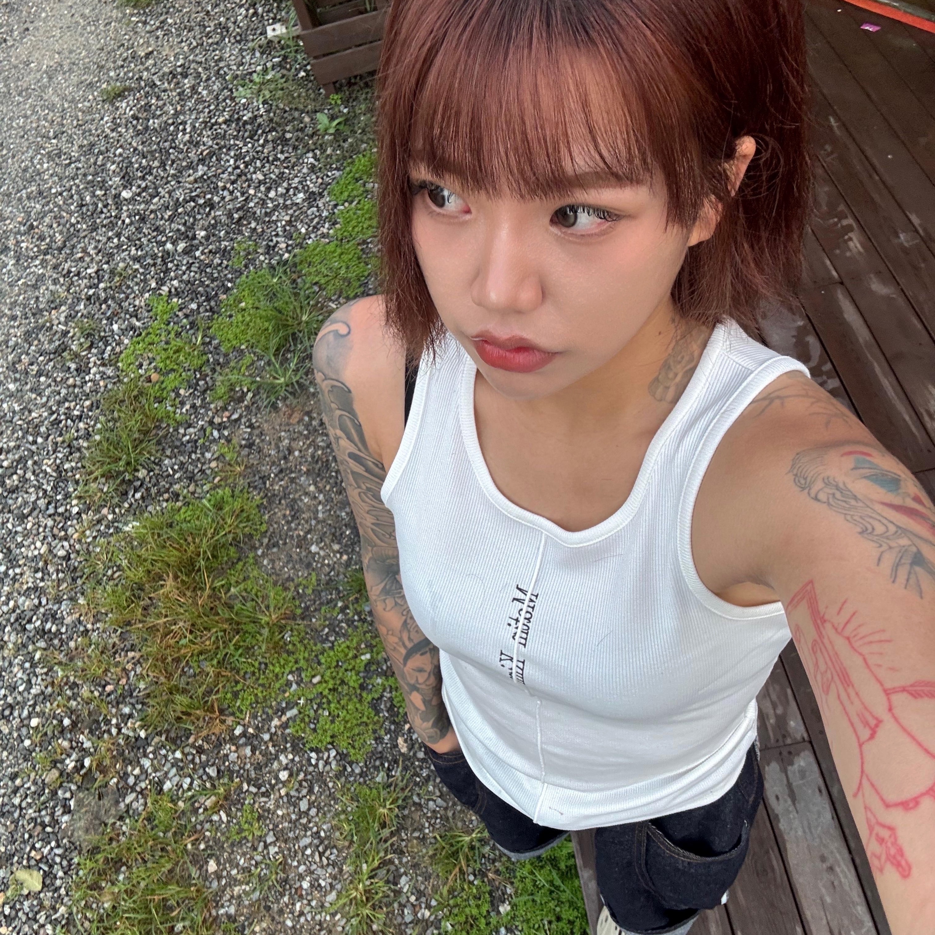 (W) Matin Kim Pintuck Sleeveless Top White, Adidas Yeezy Foam RNNR Stone Salt ์ฐฉ์ฉ ์คํ์ผ - 4