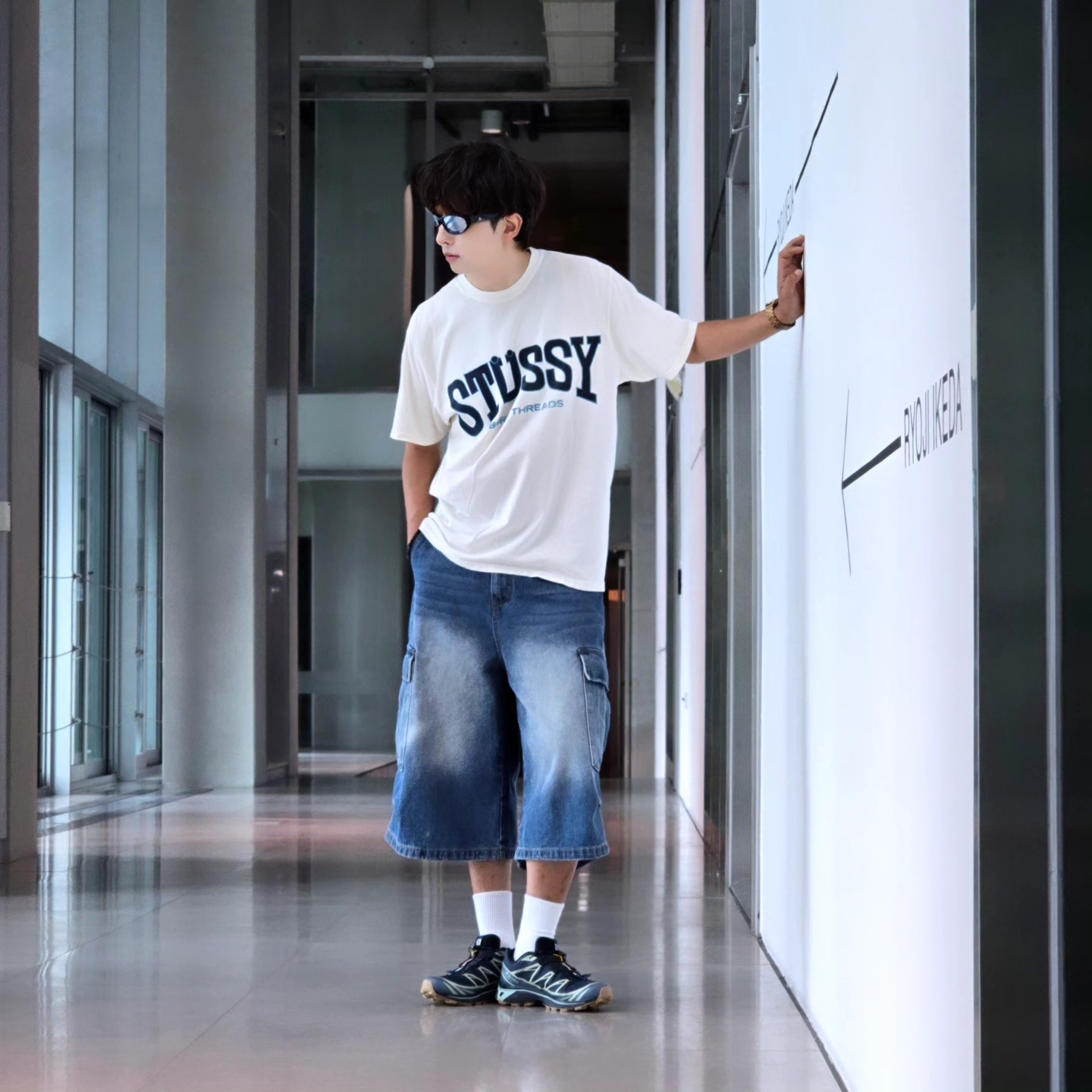 Stussy Burly Threads Pigment Dyed T-Shirt Natural, Samsung Galaxy Watch6 44mm LTE Silver (Korean Ver.) 착용 스타일 - 1