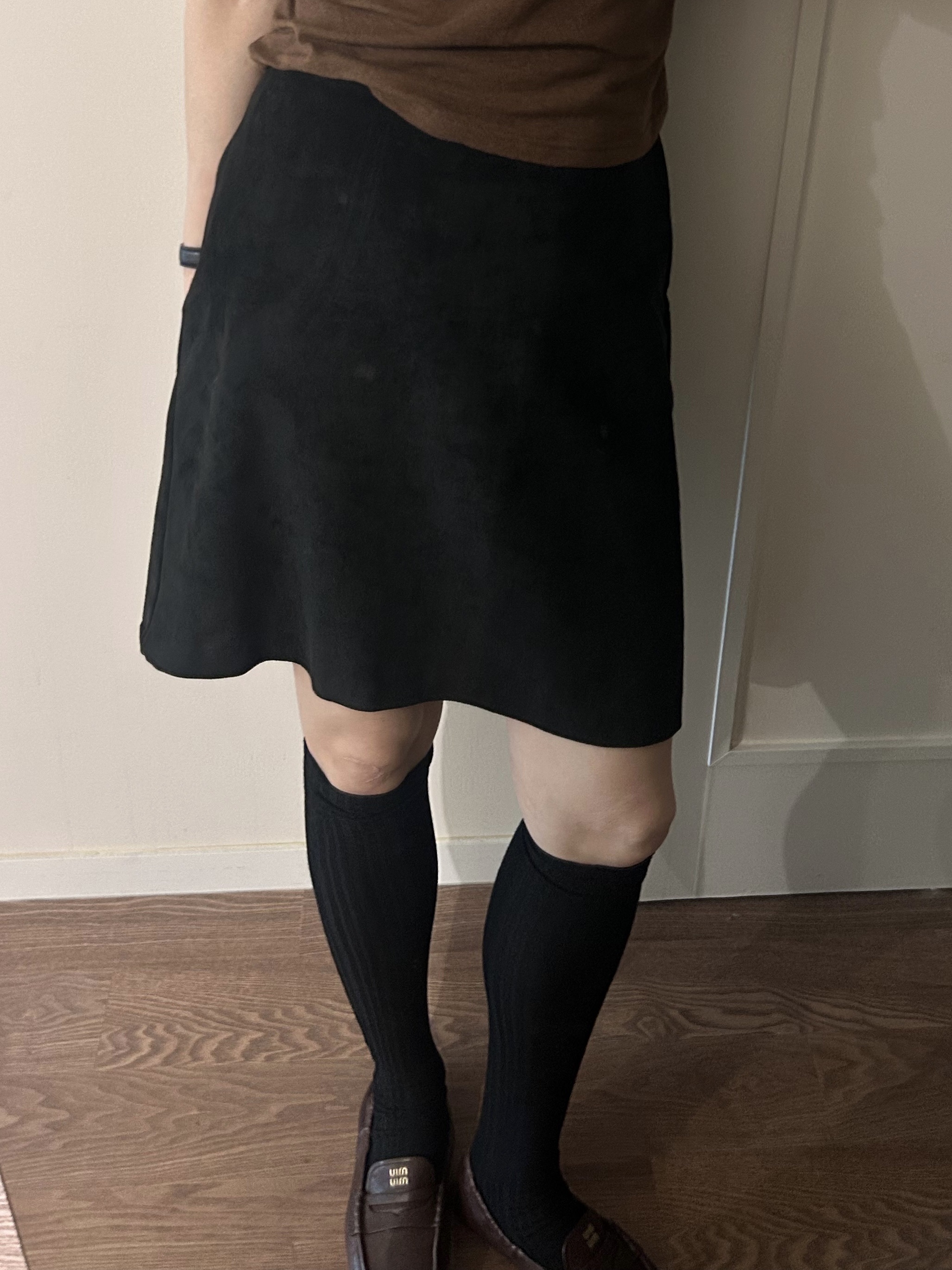 (W) Miu Miu Nappa Leather Loafers Briarwood, Miu Miu Arcadie Leather Bag Black 착용 스타일 - 2