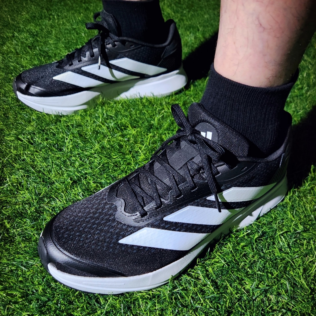 Adidas Duramo SL 2 Core Black Cloud White 착용 스타일 - 2