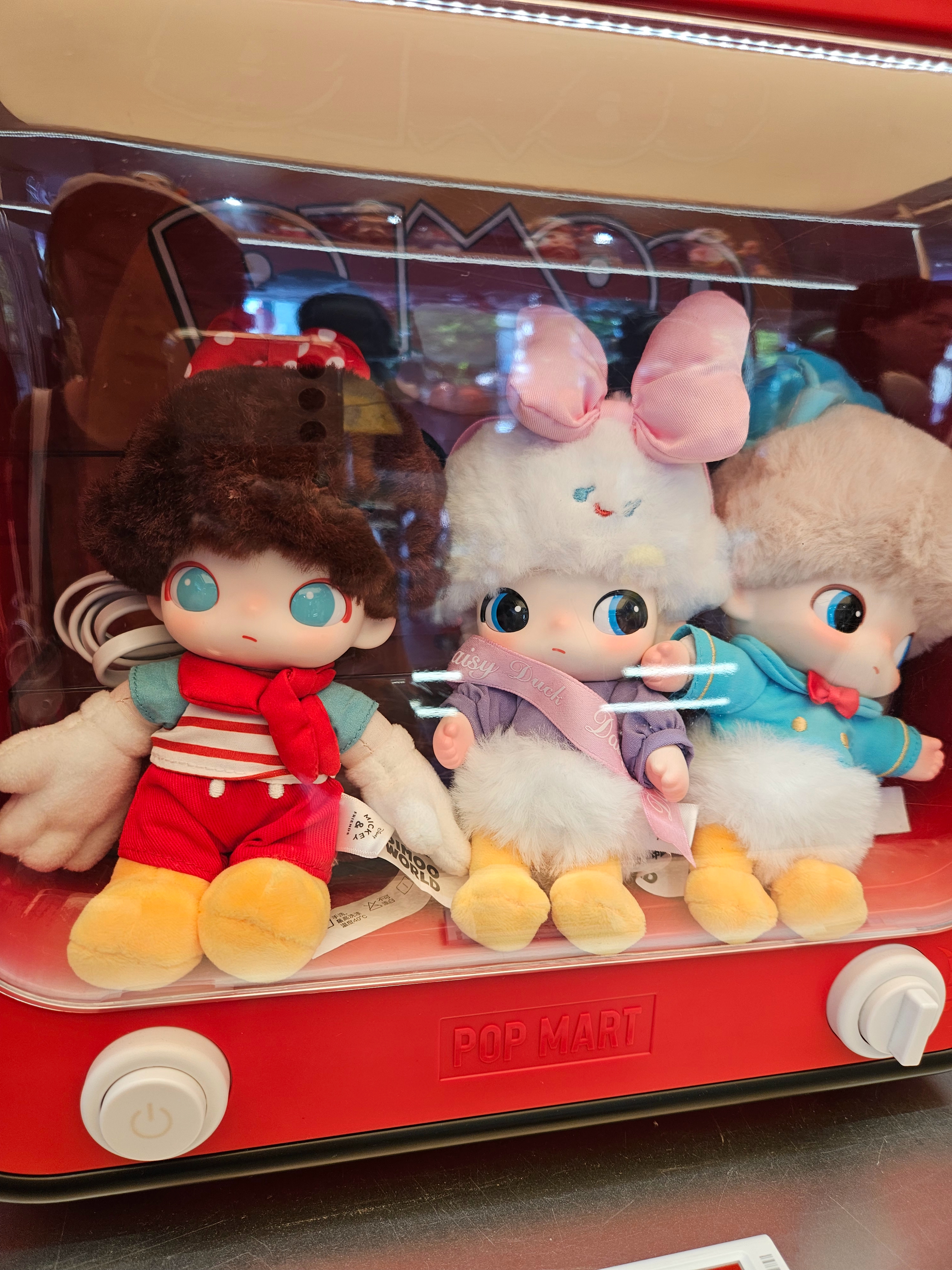 Pop Mart Labubu The Monsters Big Into Energy Series-Rock The Universe Vinyl Plush Doll, Pop Mart Dimoo Crush On Coffee Series Soft Faced Plush Keychain Caramel Coffee (Opened Case) 착용 스타일 - 8