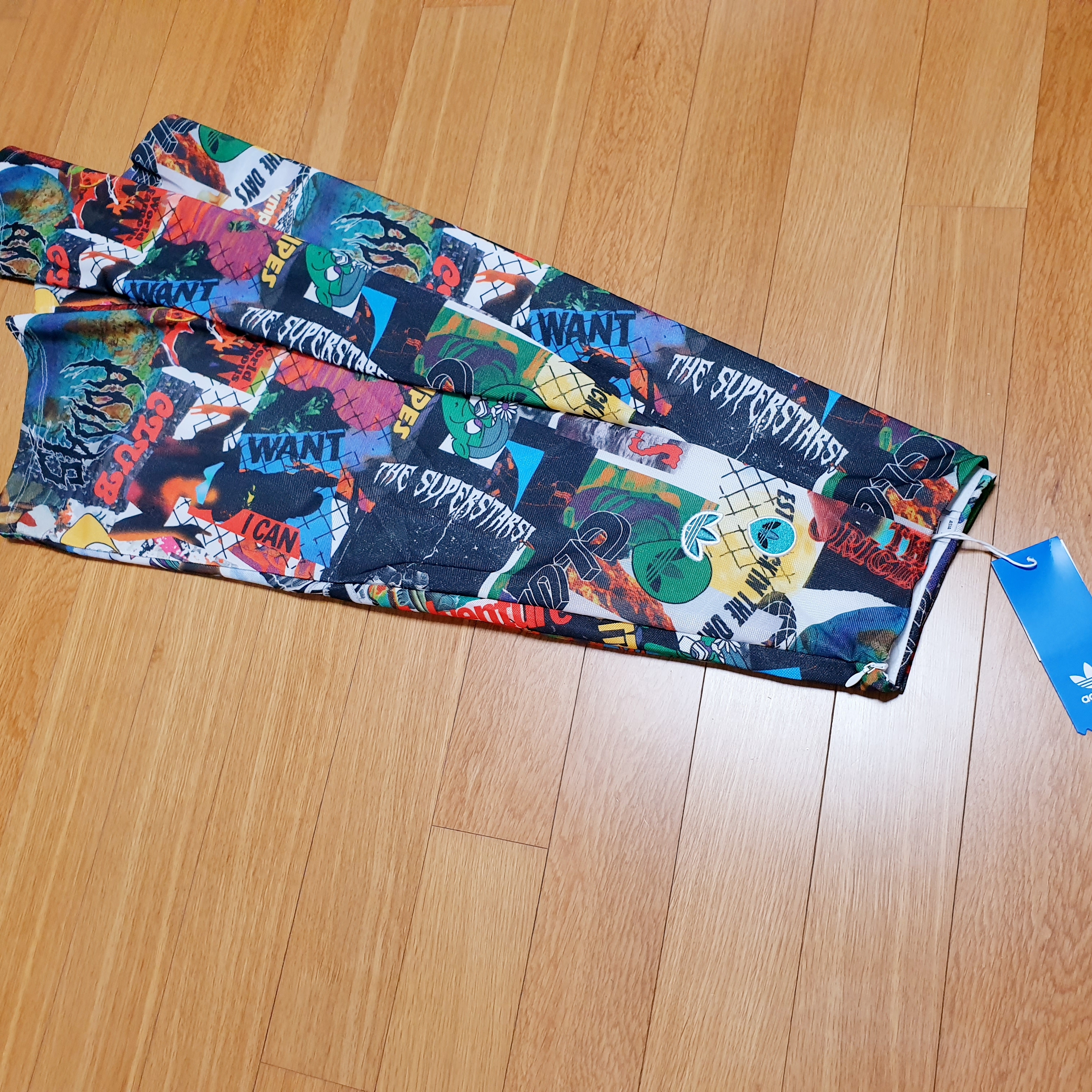 (W) Adidas Allover Print Skirt Multicolor - US Sizing 착용 스타일 - 5