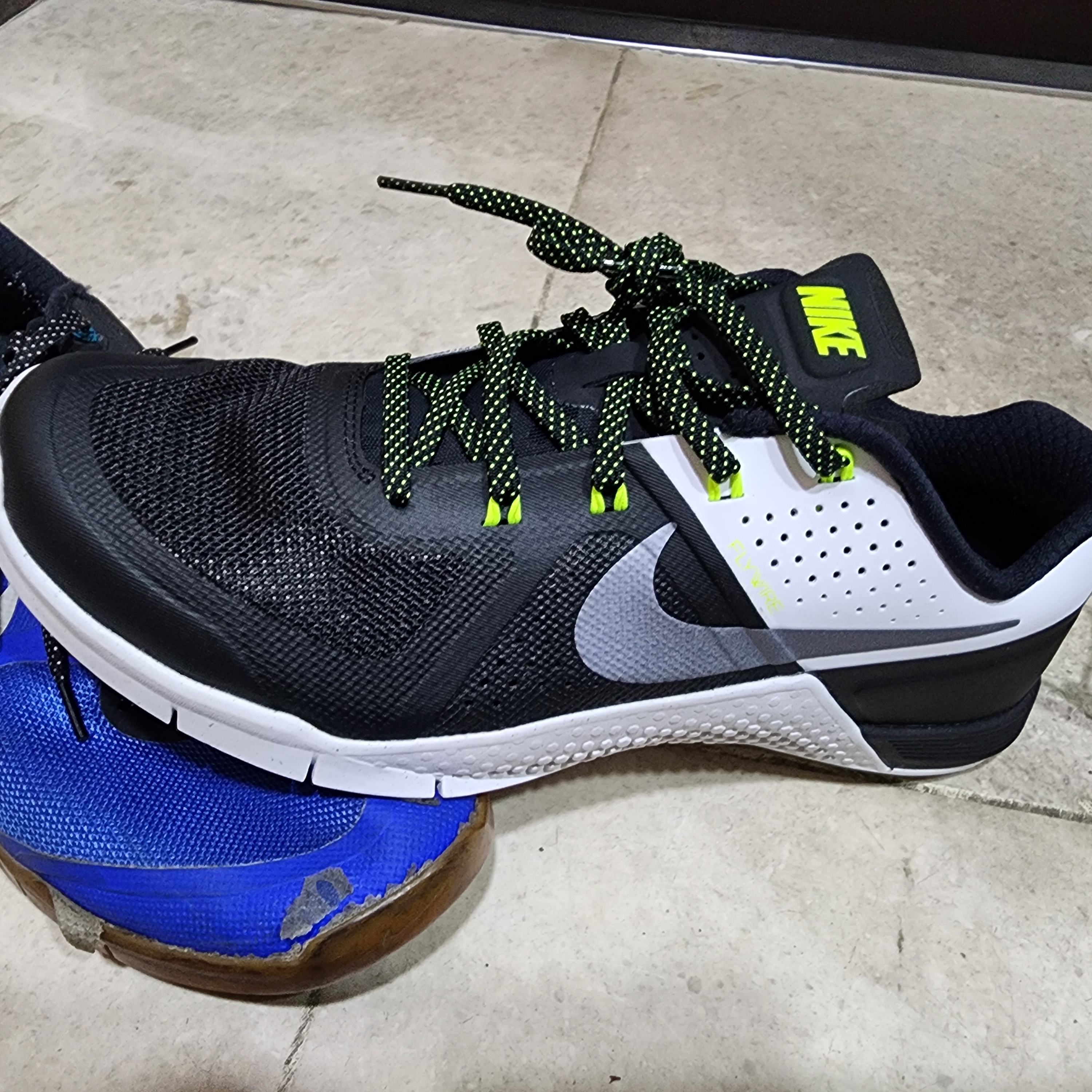 Nike Metcon 1 OG Black White 착용 스타일