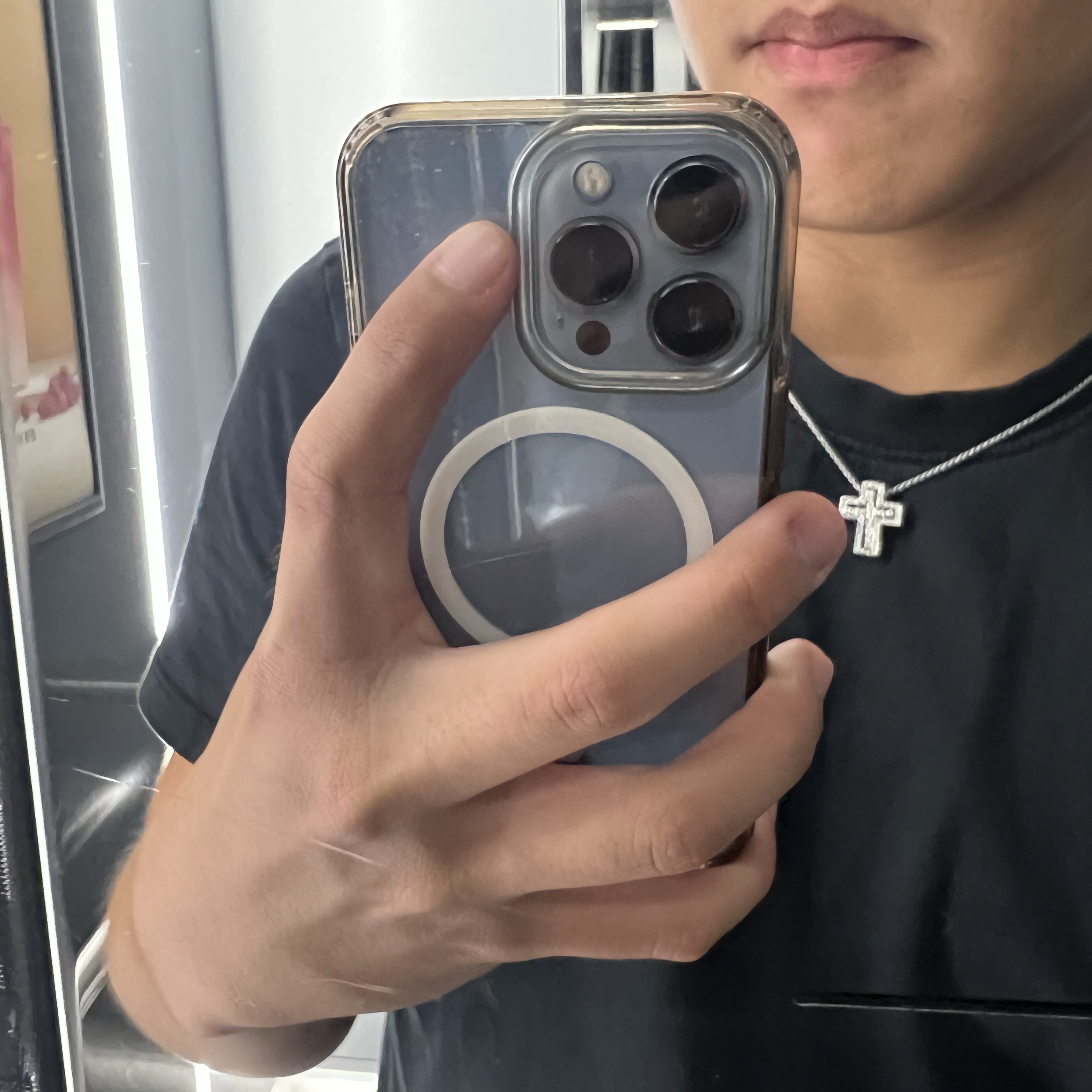 Damiani Belle Epoque Diamonds Necklace White Gold, AMI de Coeur T-Shirt Black 착용 스타일