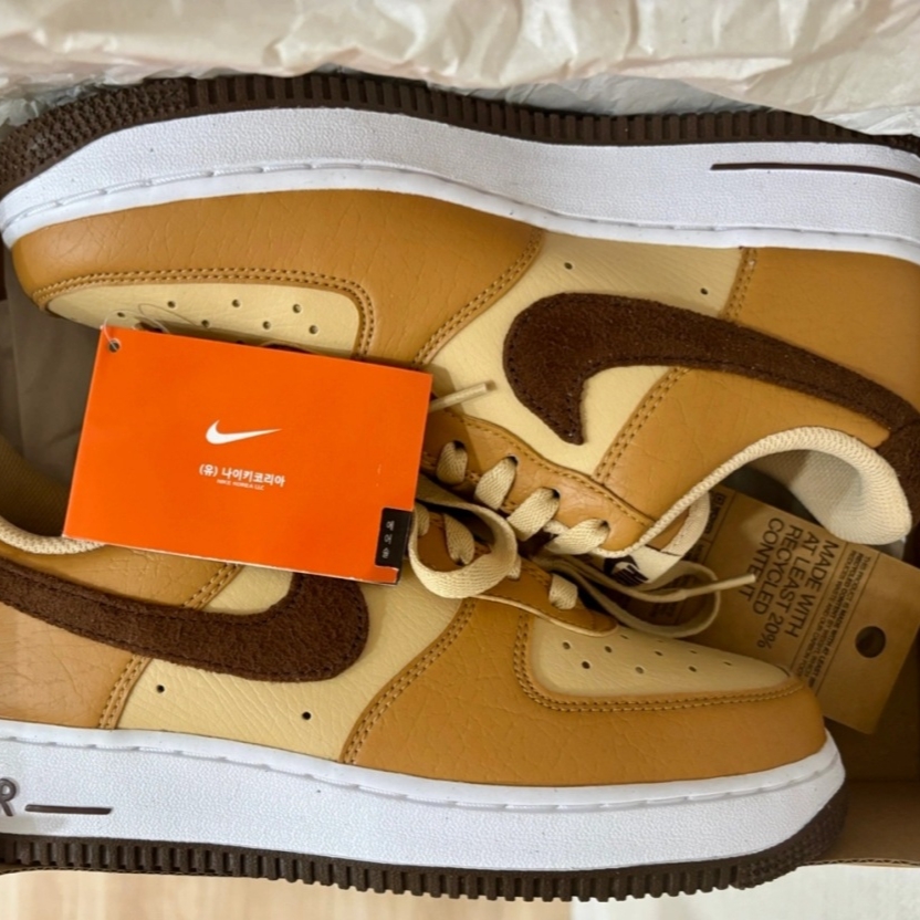 (W) Nike Air Force 1 '07 Next Nature Cacao Wow Flax 착용 스타일