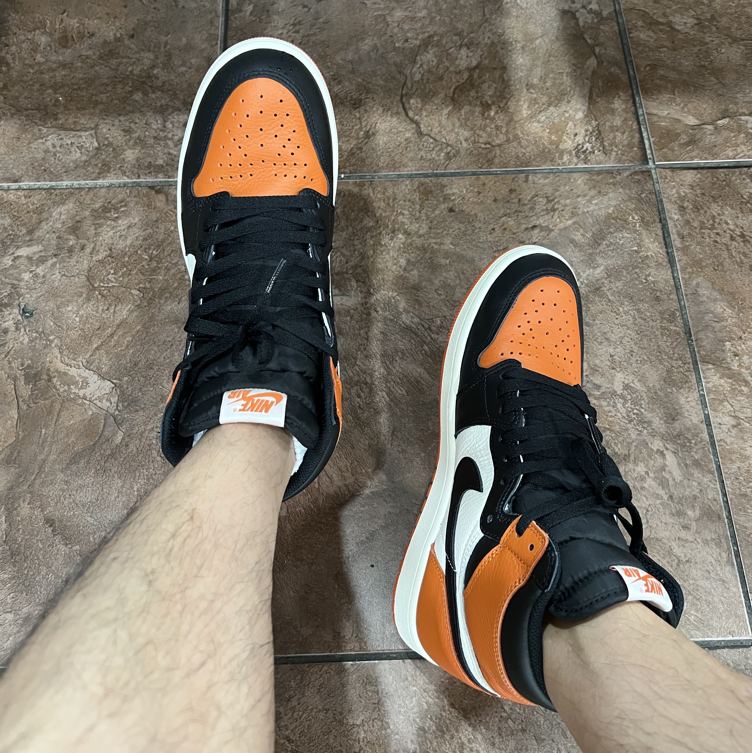 Jordan 1 Retro High OG Shattered Backboard 착용 스타일