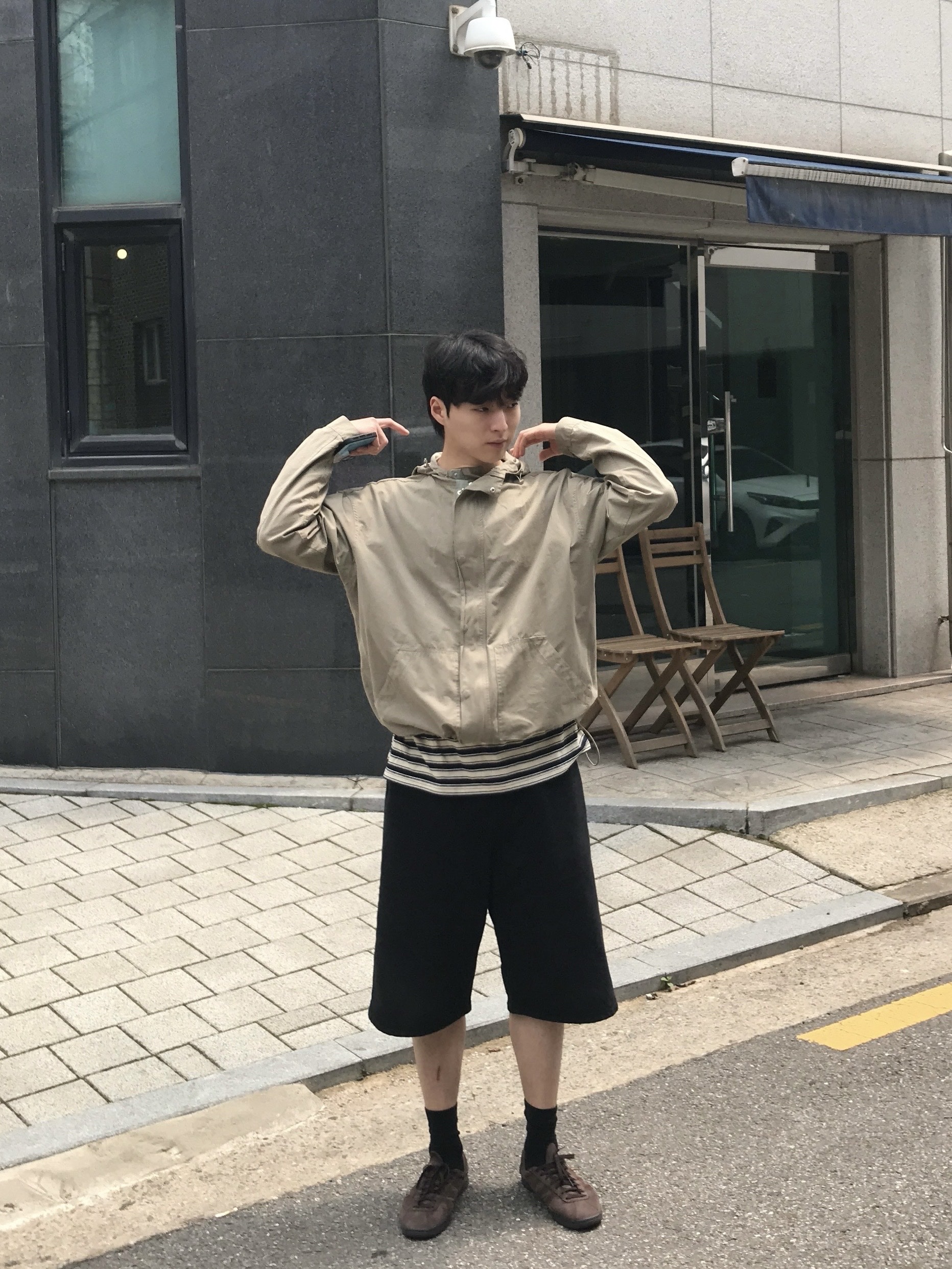 Adidas Tobacco Gruen Dark Brown 착용 스타일 - 1
