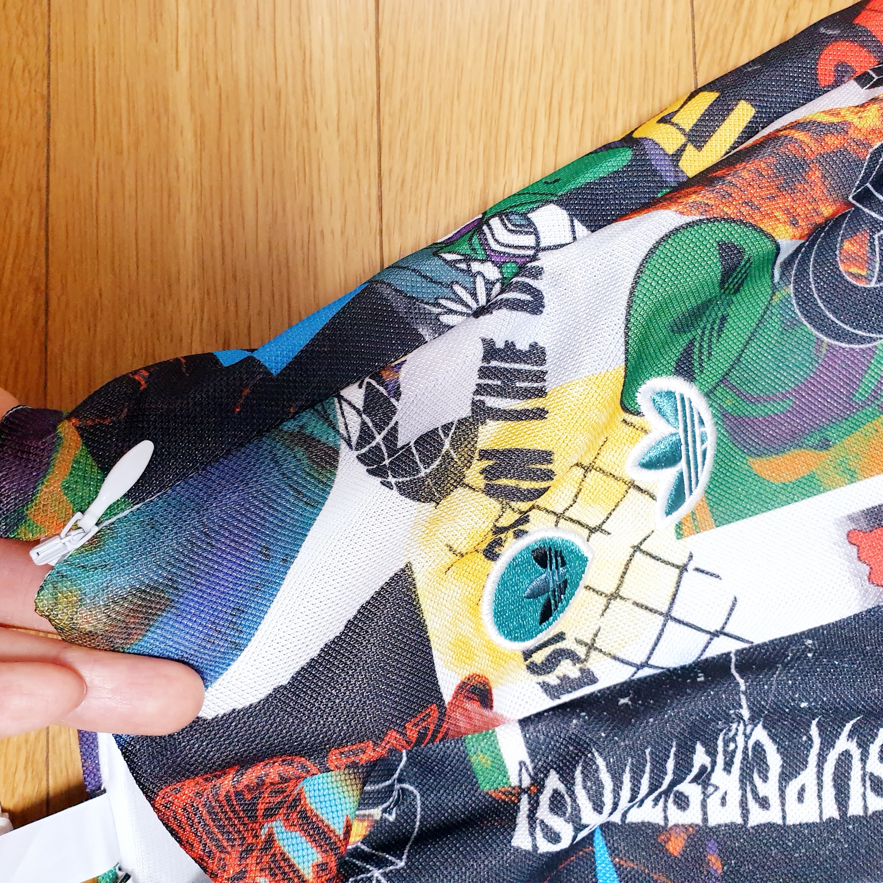 (W) Adidas Allover Print Skirt Multicolor - US Sizing 착용 스타일 - 1