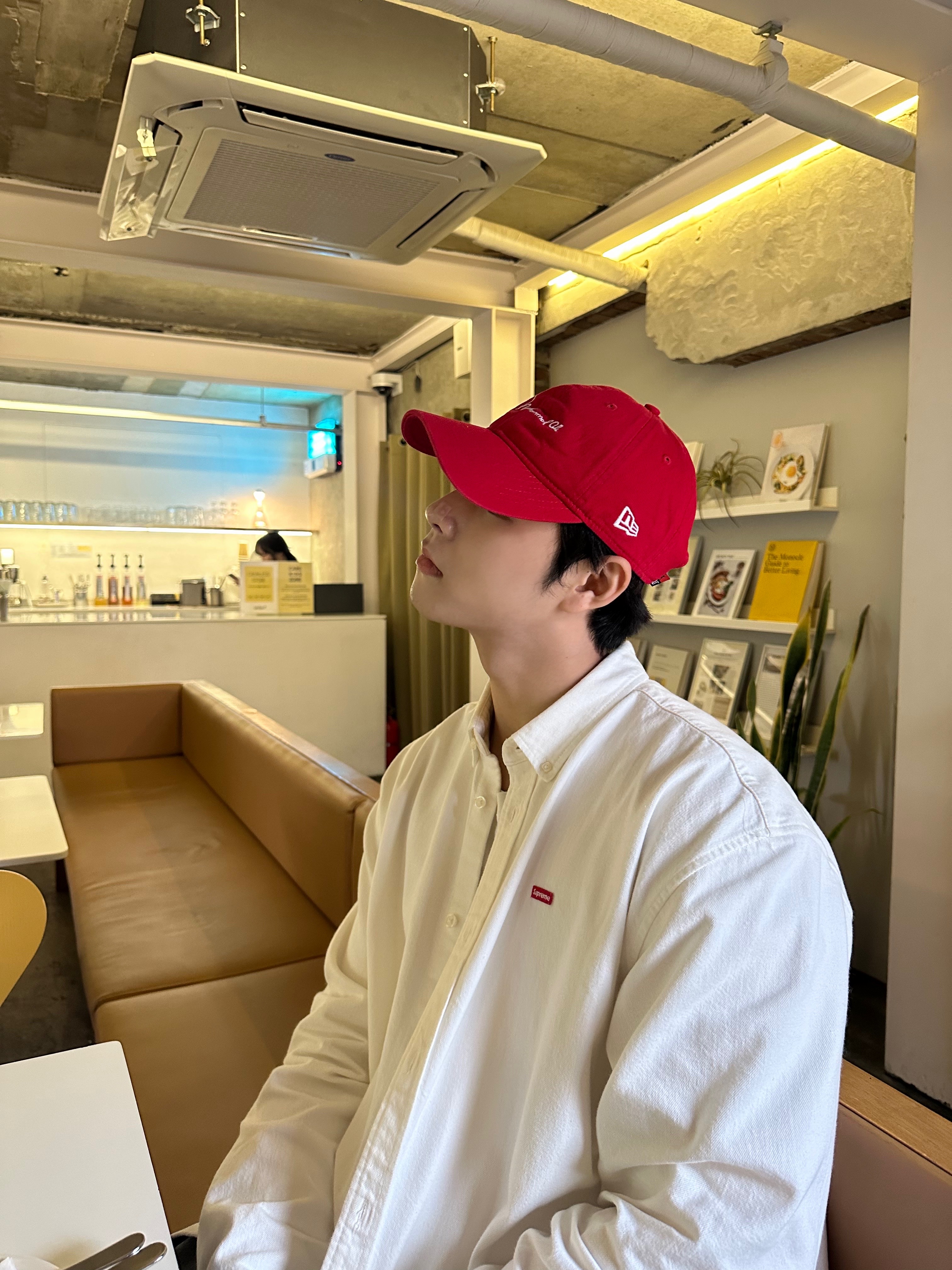 Supreme Small Box Denim Shirt White - 25SS 착용 스타일 - 1