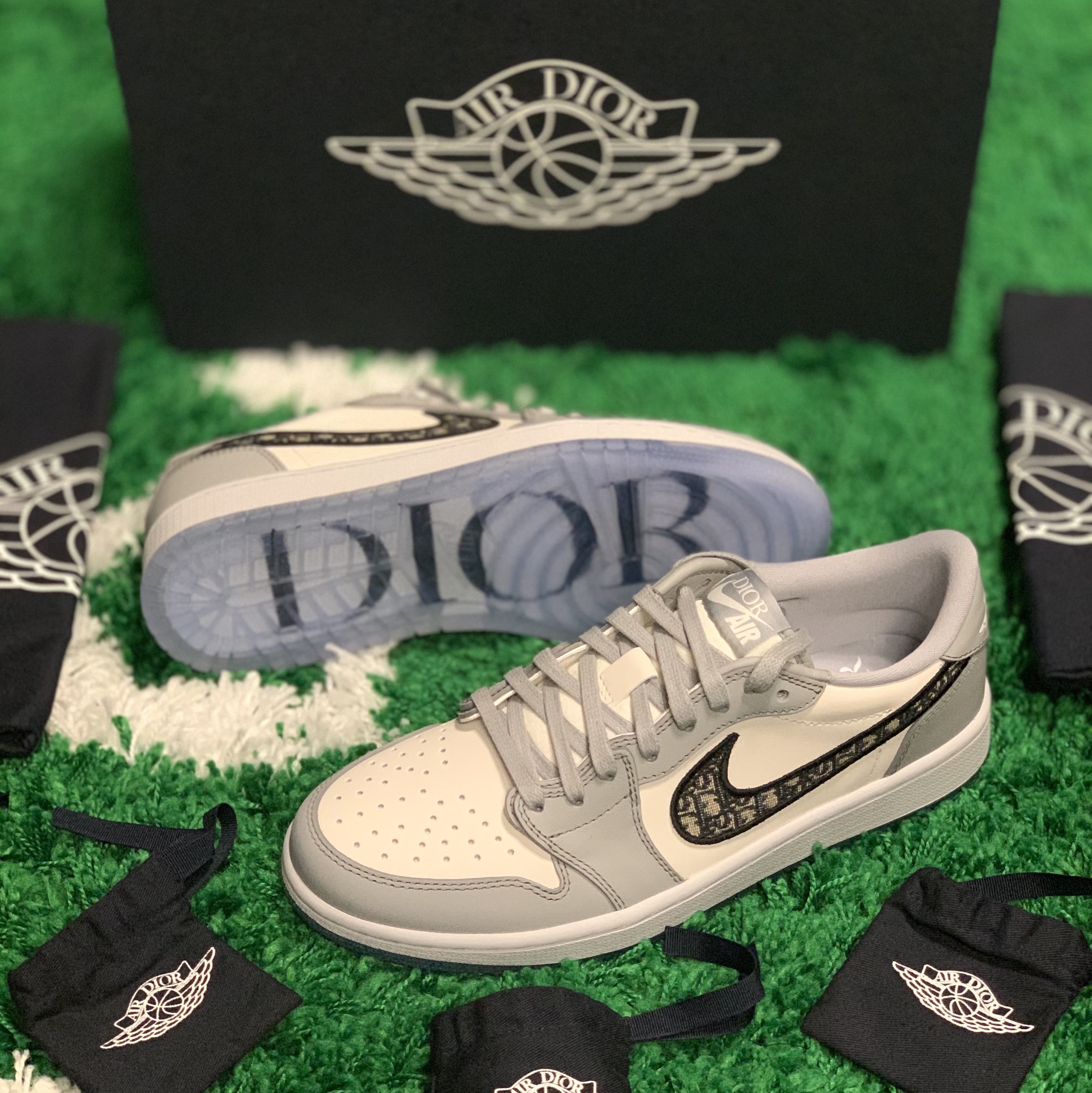 Jordan 1 x Dior Low OG 착용 스타일