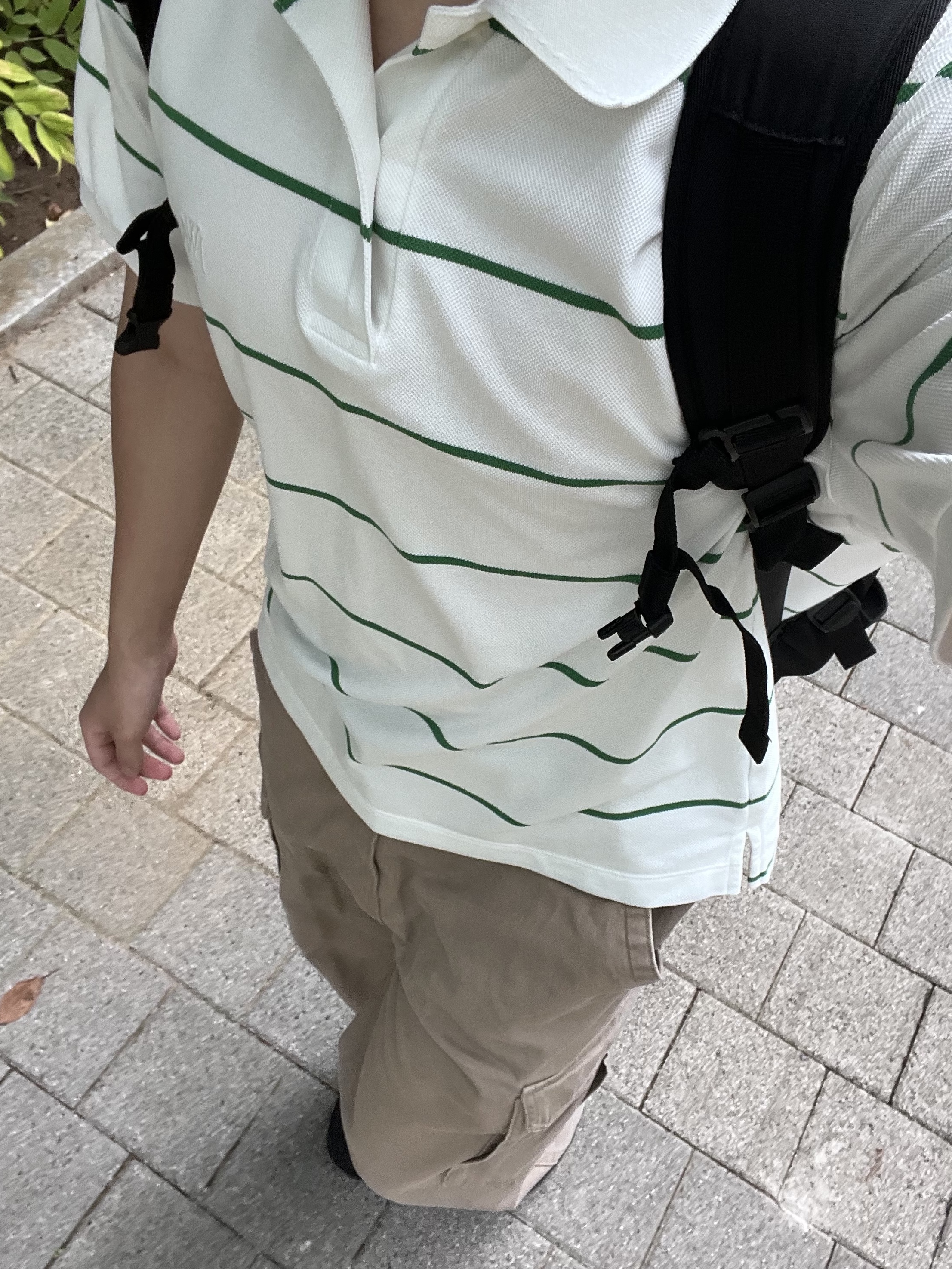 Uniqlo x JW Anderson Dry Pique Stripe Polo Shirt Regular White 착용 스타일 - 1
