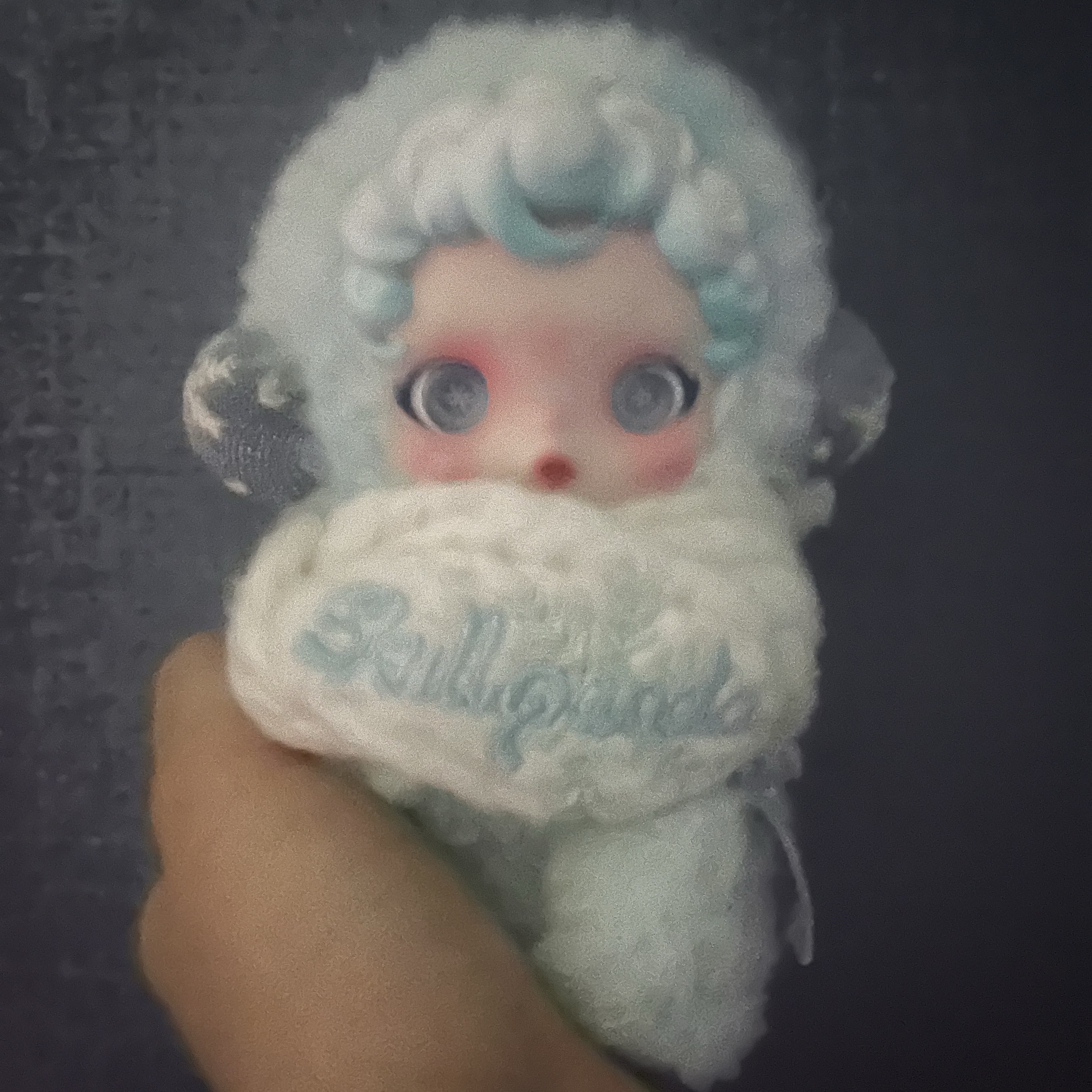 Pop Mart Skullpanda Winter Symphony Series Keyring Song of Snow (Opened Case) 착용 스타일 - 1