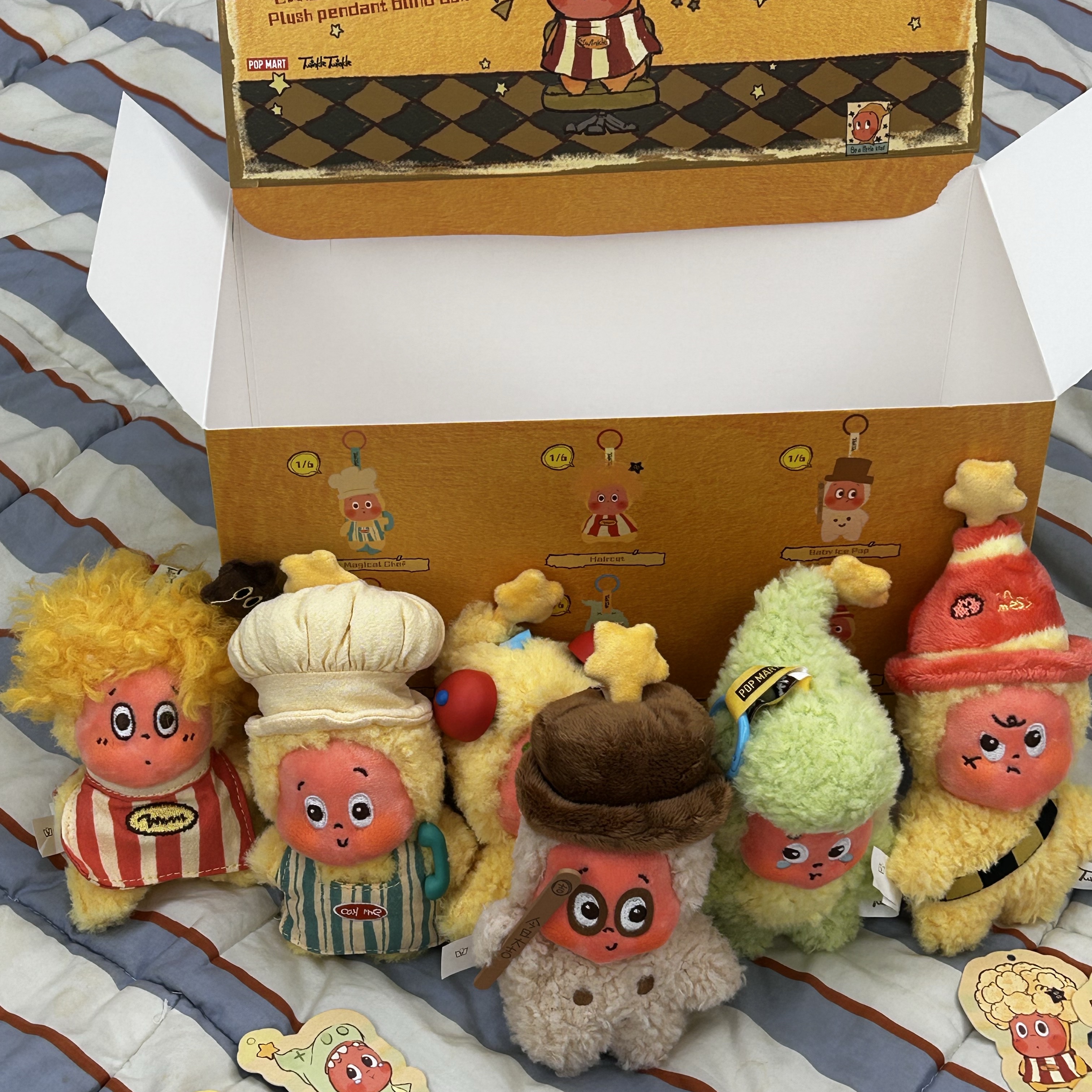 Pop Mart Twinkle Twinkle Be A Little Star Series Plush Pendant Sealed Case (6 Blind Boxes) 착용 스타일 - 6