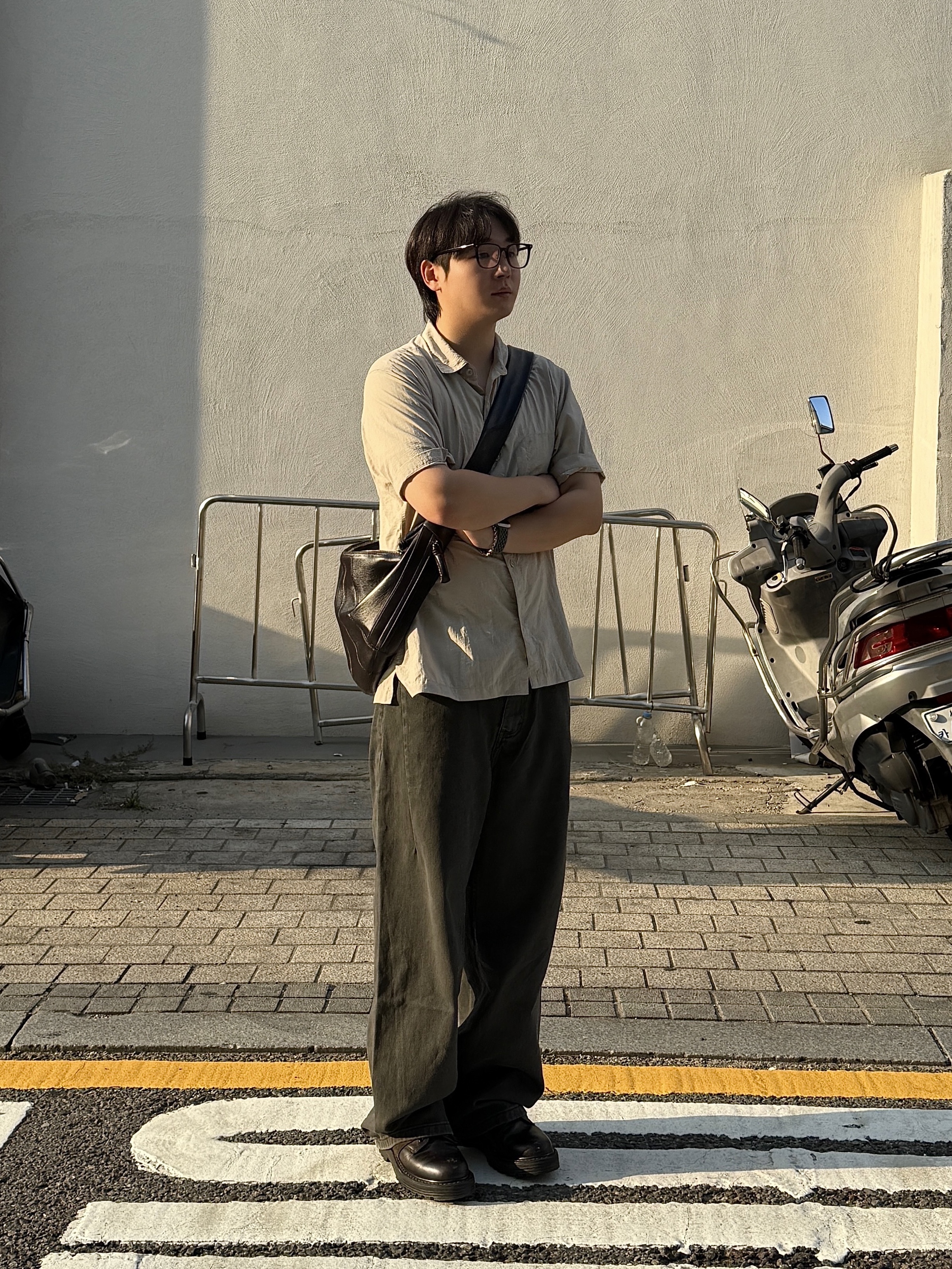 Millo Archive Slope Wide Pants Grayish Green, Apple Watch SE 2024 40mm GPS Silver Aluminium Case with Sport Band S/M Denim (Korean Ver.) 착용 스타일 - 3