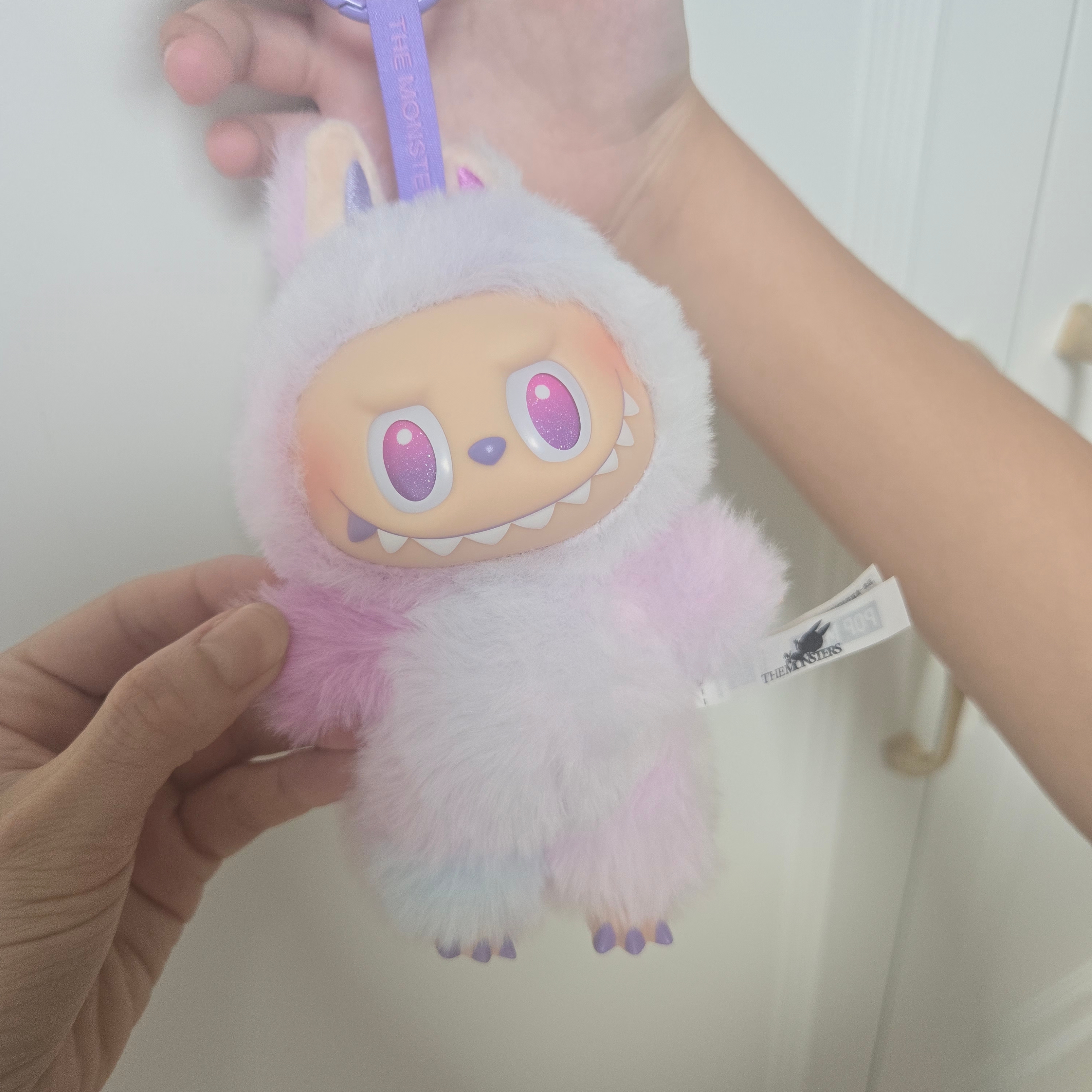 Pop Mart Labubu The Monsters Highlight Series Luck Keyring (Opened Case) 착용 스타일 - 1