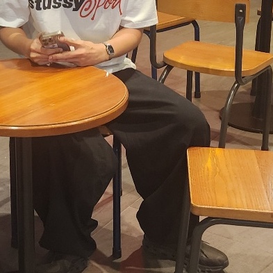 On Running x Post Archive Faction (Paf) Cloudmonster 2 Thorn Brown, Stussy Sport Script T-Shirt White 착용 스타일