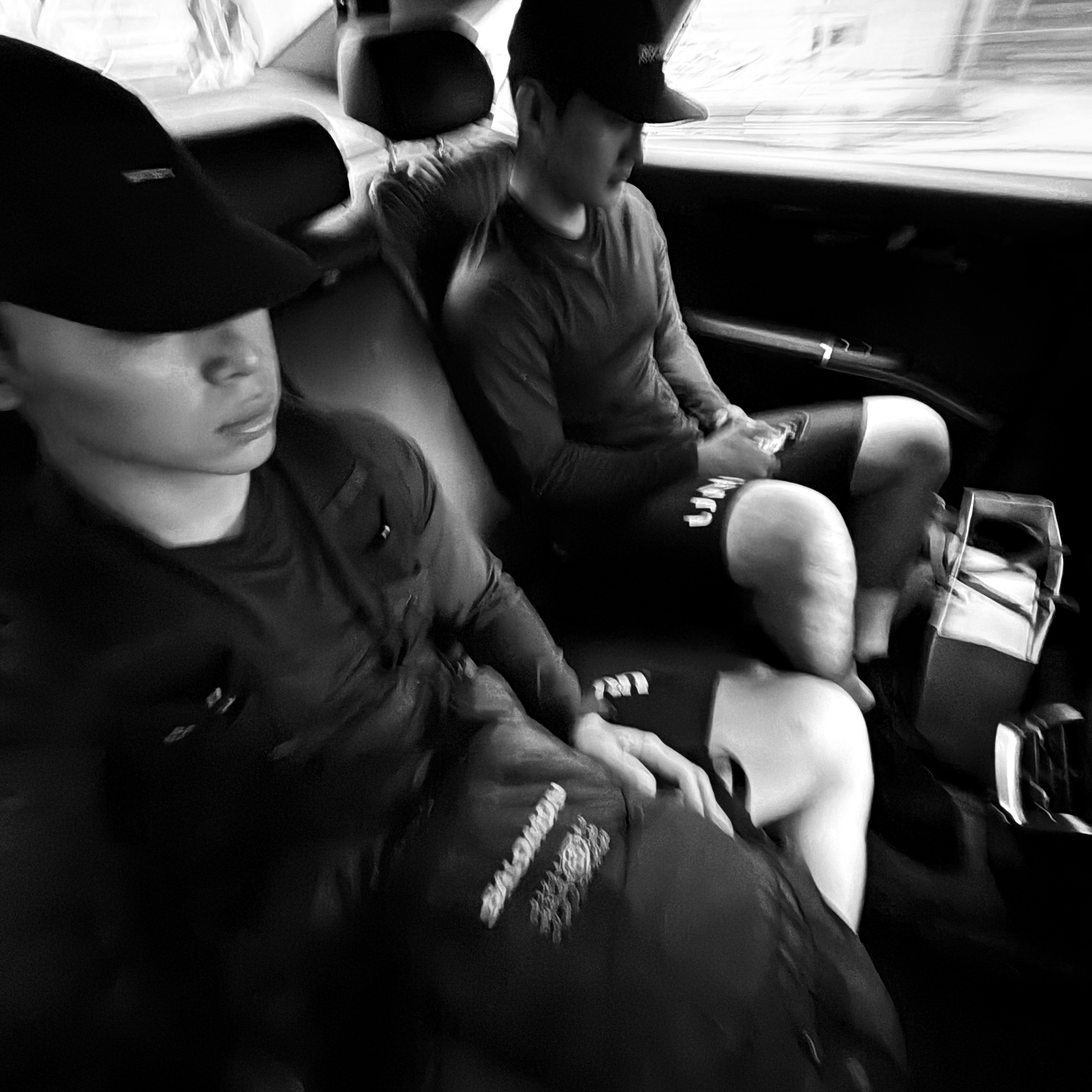 Satisfy Re-Possessed Rippy Trail Cap Black, Salomon x MM6 Maison Margiela XT-15 Black 착용 스타일 - 1