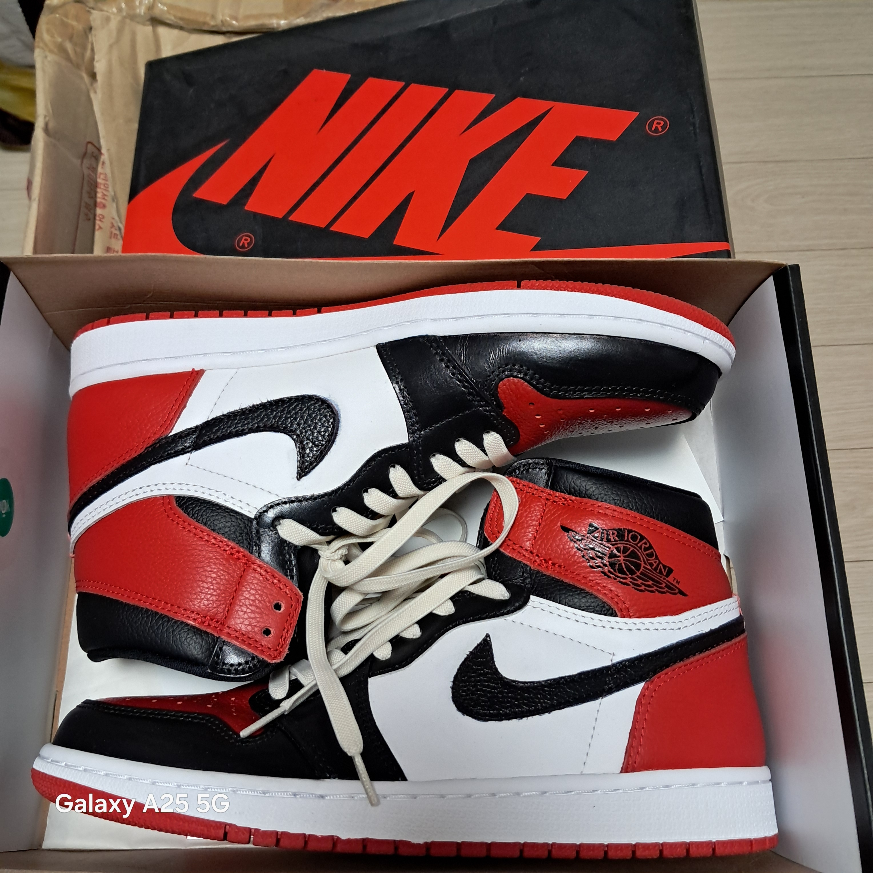 Jordan 1 Retro High OG Heritage 착용 스타일 - 2