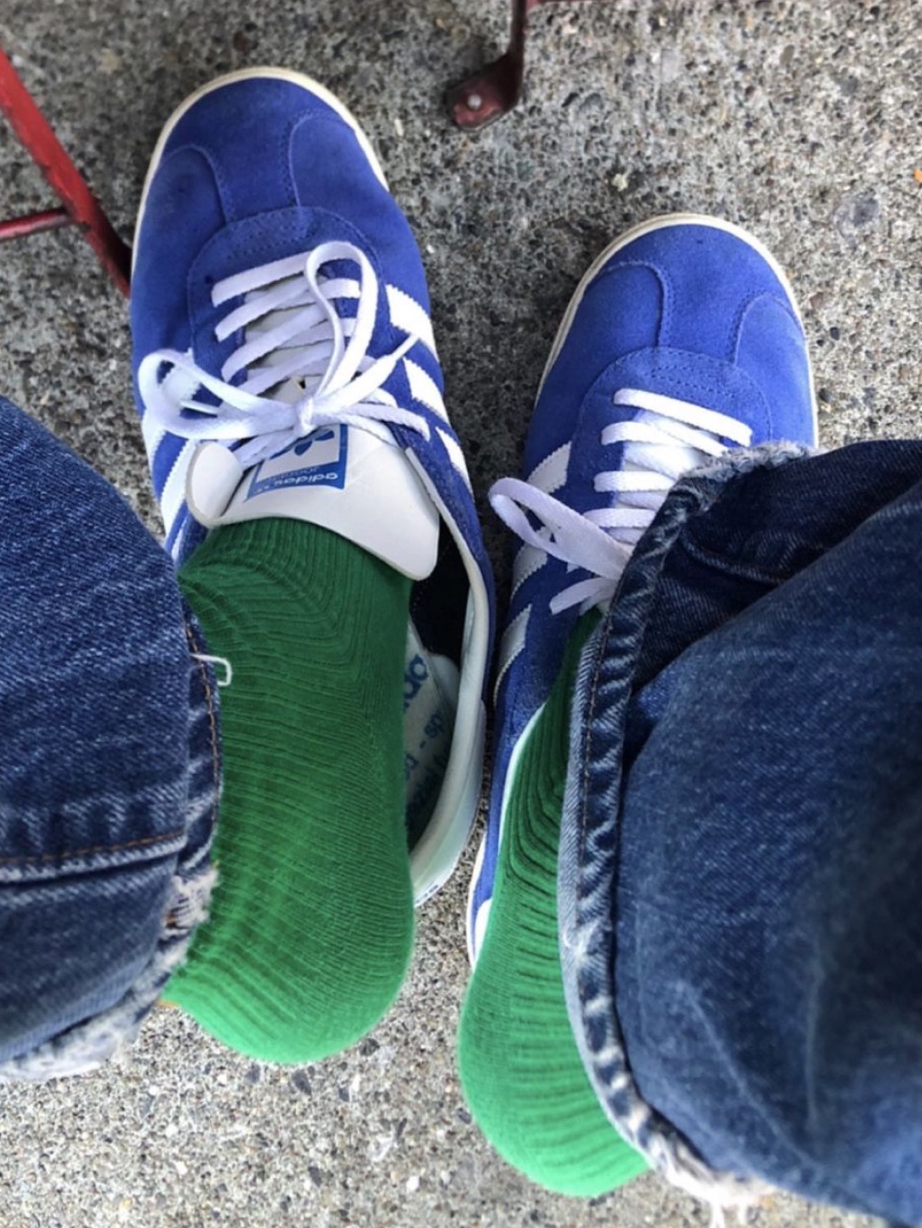 Kapital 56 Pieces 3×1 Rib Rainbowy Happy Heel Socks White, Clarks Wallabee Black Suede 착용 스타일 - 8