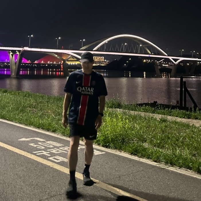 Nike Paris Saint-Germain 2024/25 Dri-Fit Stadium Home Replica Jersey Midnight Navy (Non Marking Ver.) 착용 스타일