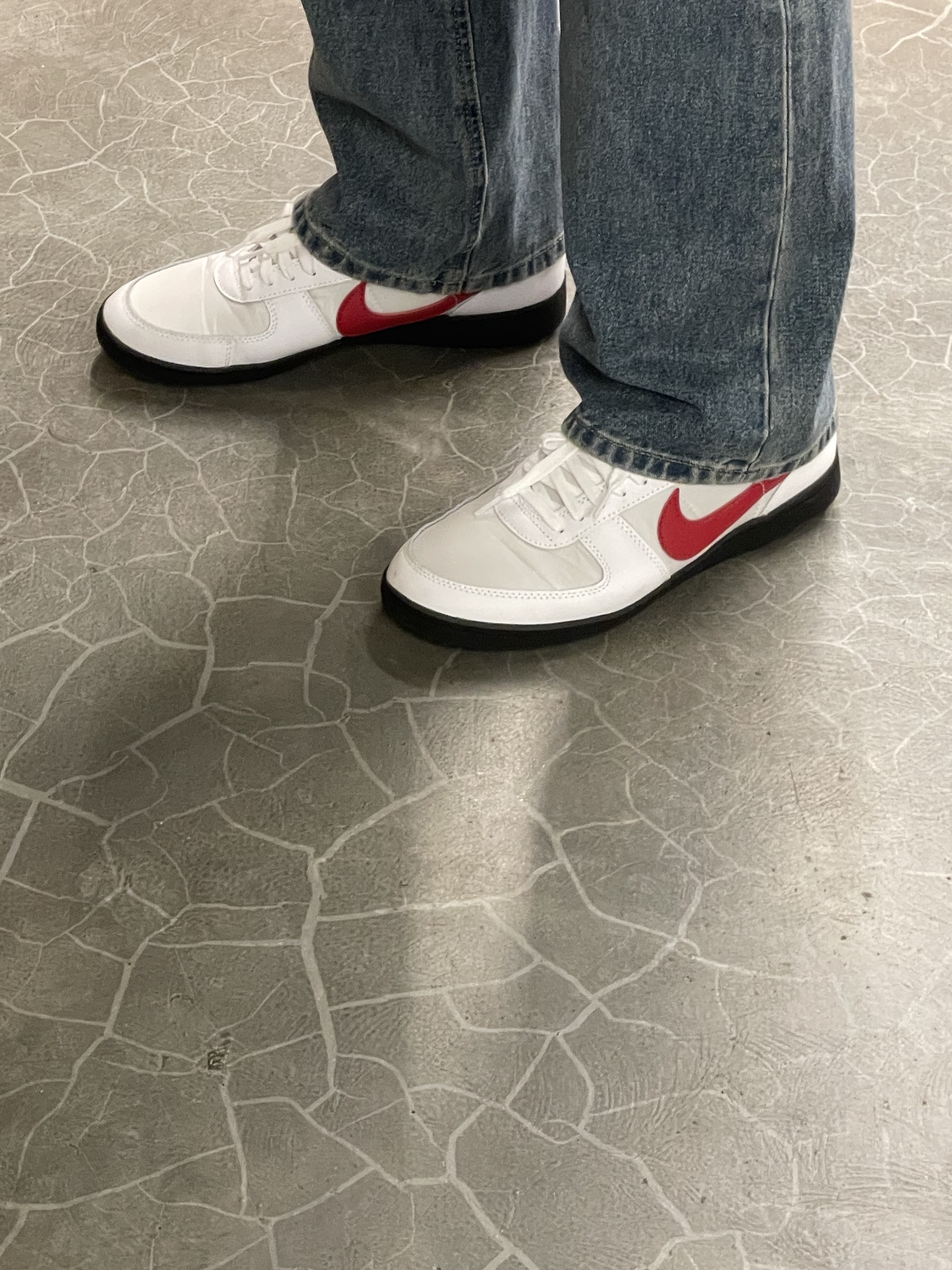Nike x Peaceminusone Kwondo1 Black and White, Our Legacy Sling Bag Washed Black Denim 착용 스타일 - 10