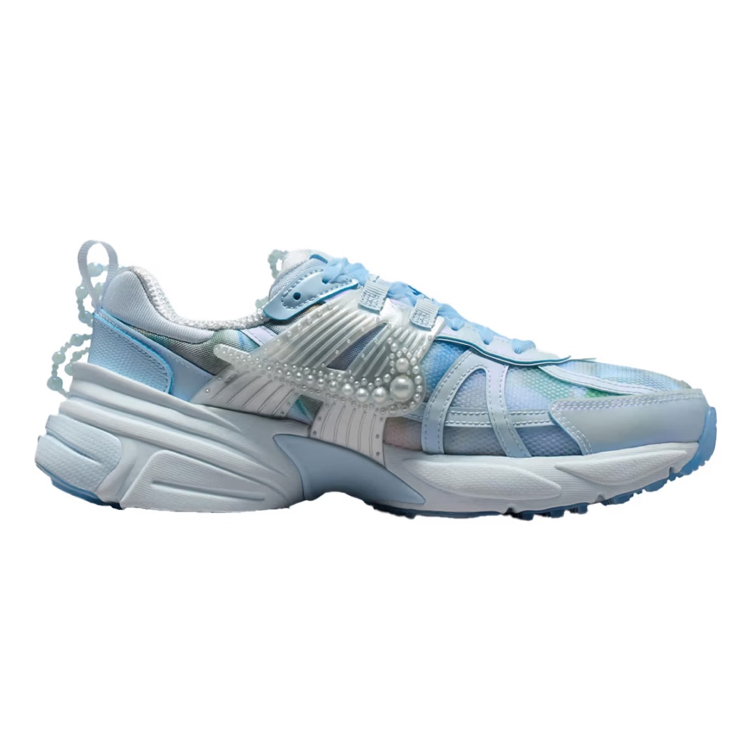 (W) Nike x Susan Fang V2K Run Blue Tint Multi Color, (W) Nike x Susan Fang Dunk Low Summit White Wolf Grey 착용 스타일 - 2