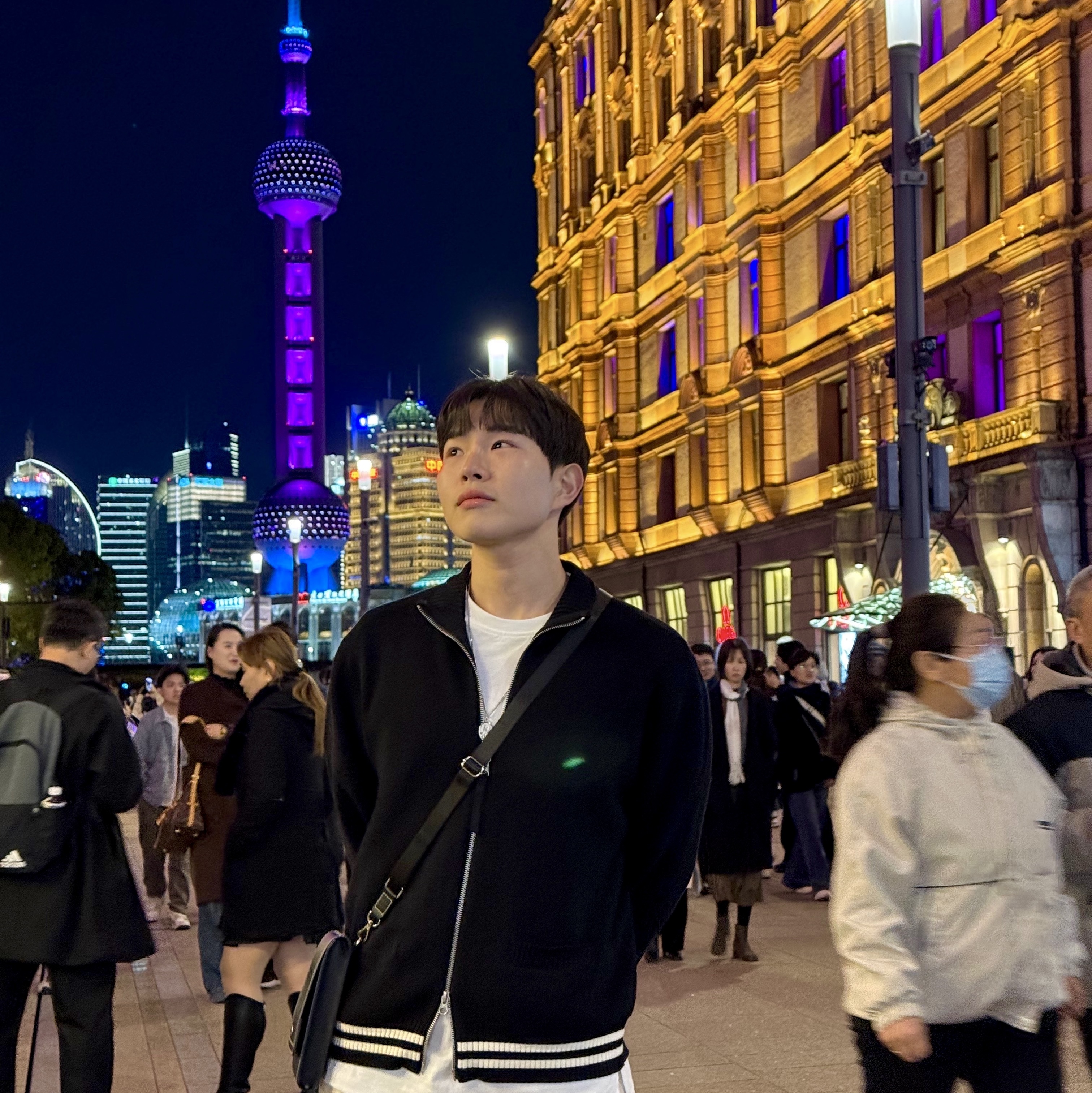 Matin Kim Spell Point Stripe Knit Cardigan Black, (W) Nike Air Force 1 '07 WB Flax Wheat 착용 스타일 - 3