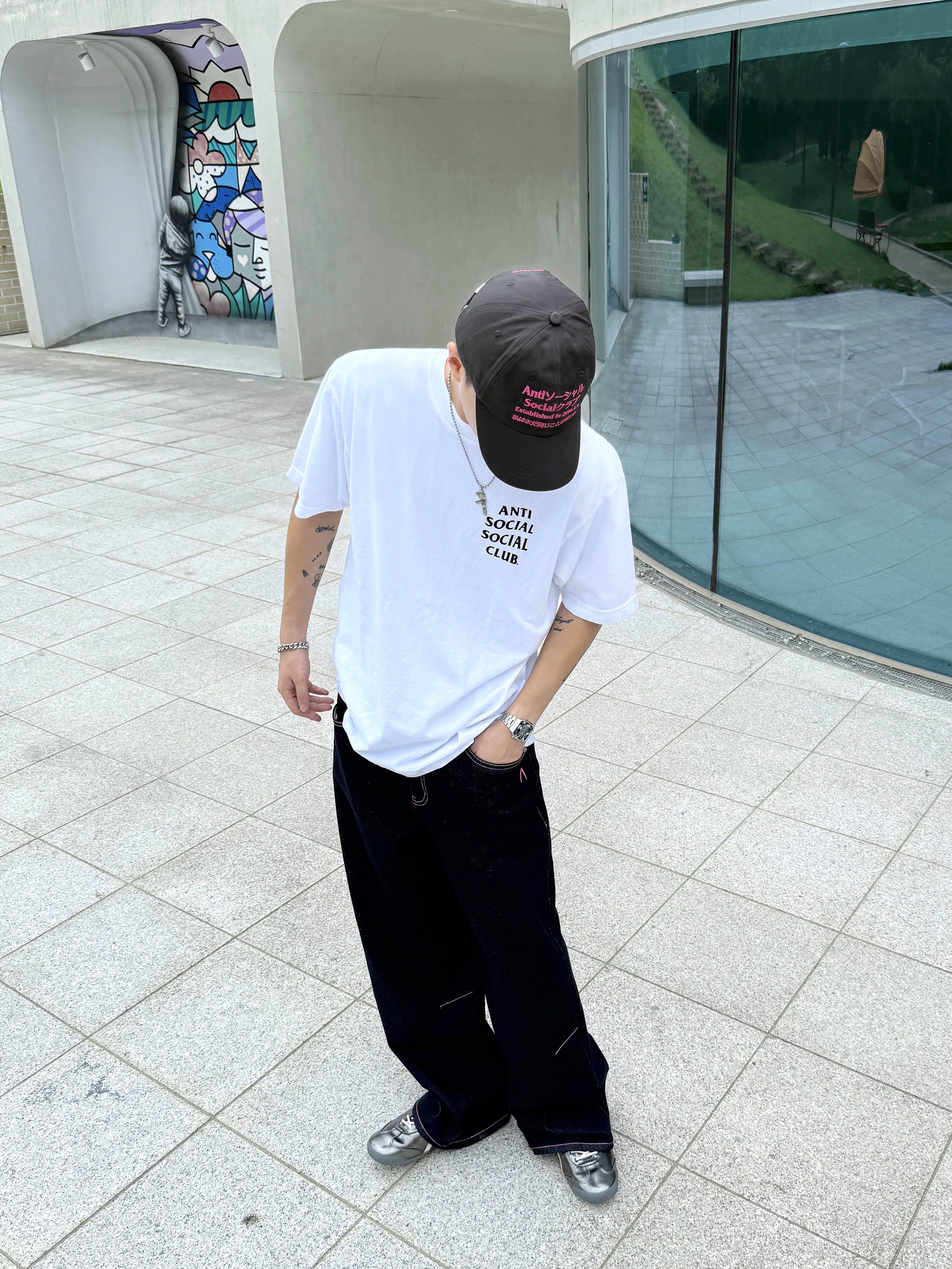 Anti Social Social Club Mind Games S/S Tee White, Anti Social Social Club Taku Ball Cap/Charcoal 착용 스타일 - 2
