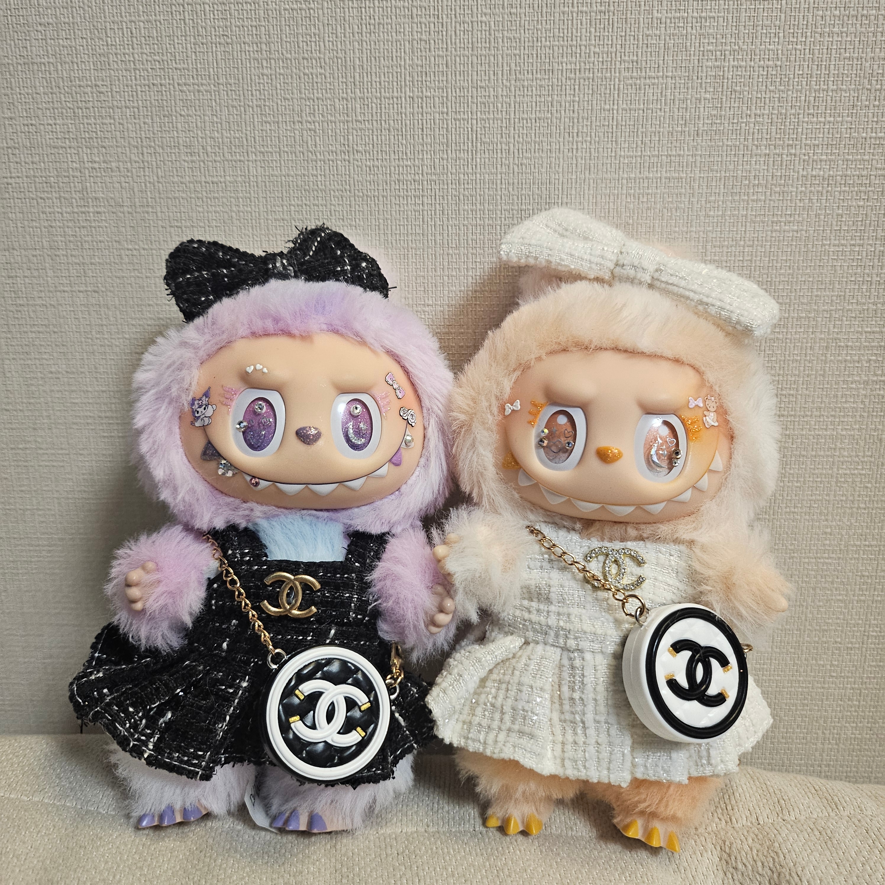 Pop Mart Labubu The Monsters Highlight Series Happiness Keyring (Opened Case) 착용 스타일
