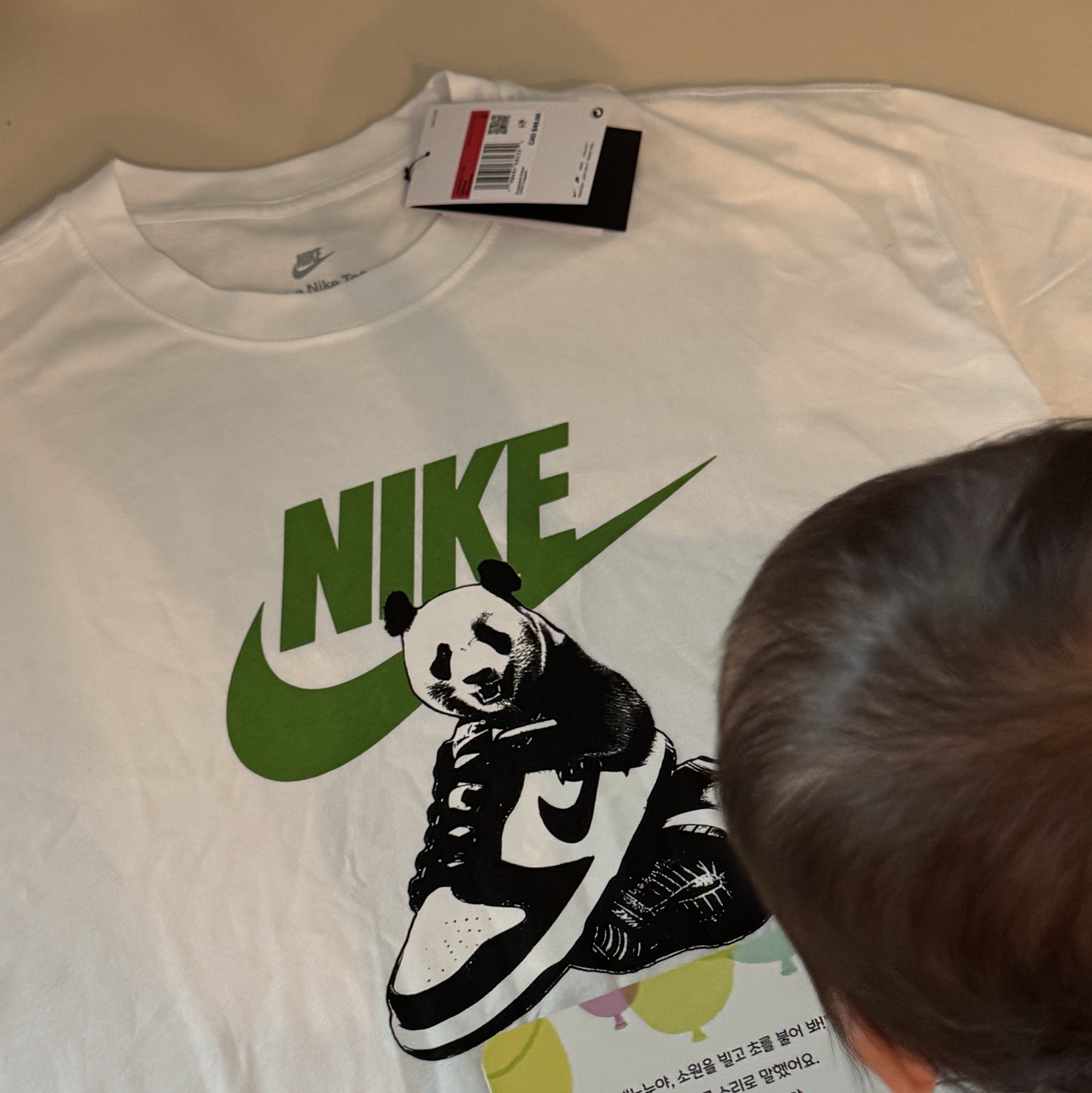 Nike NSW T-Shirt White - US/EU 착용 스타일