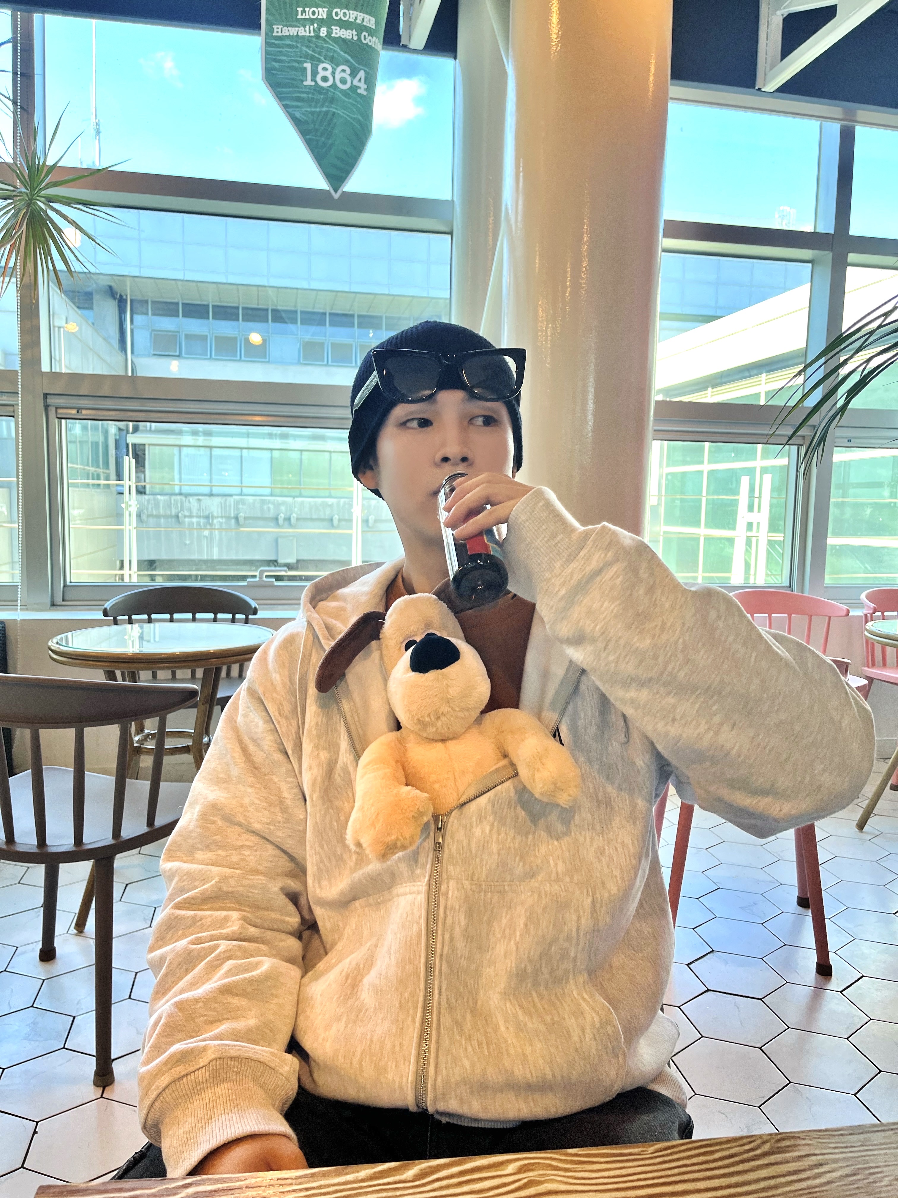 Stussy Basic Stussy Zip Hoodie Ash Heather, Gentle Monster x Maison Margiela MM008 Black Clear 착용 스타일 - 2