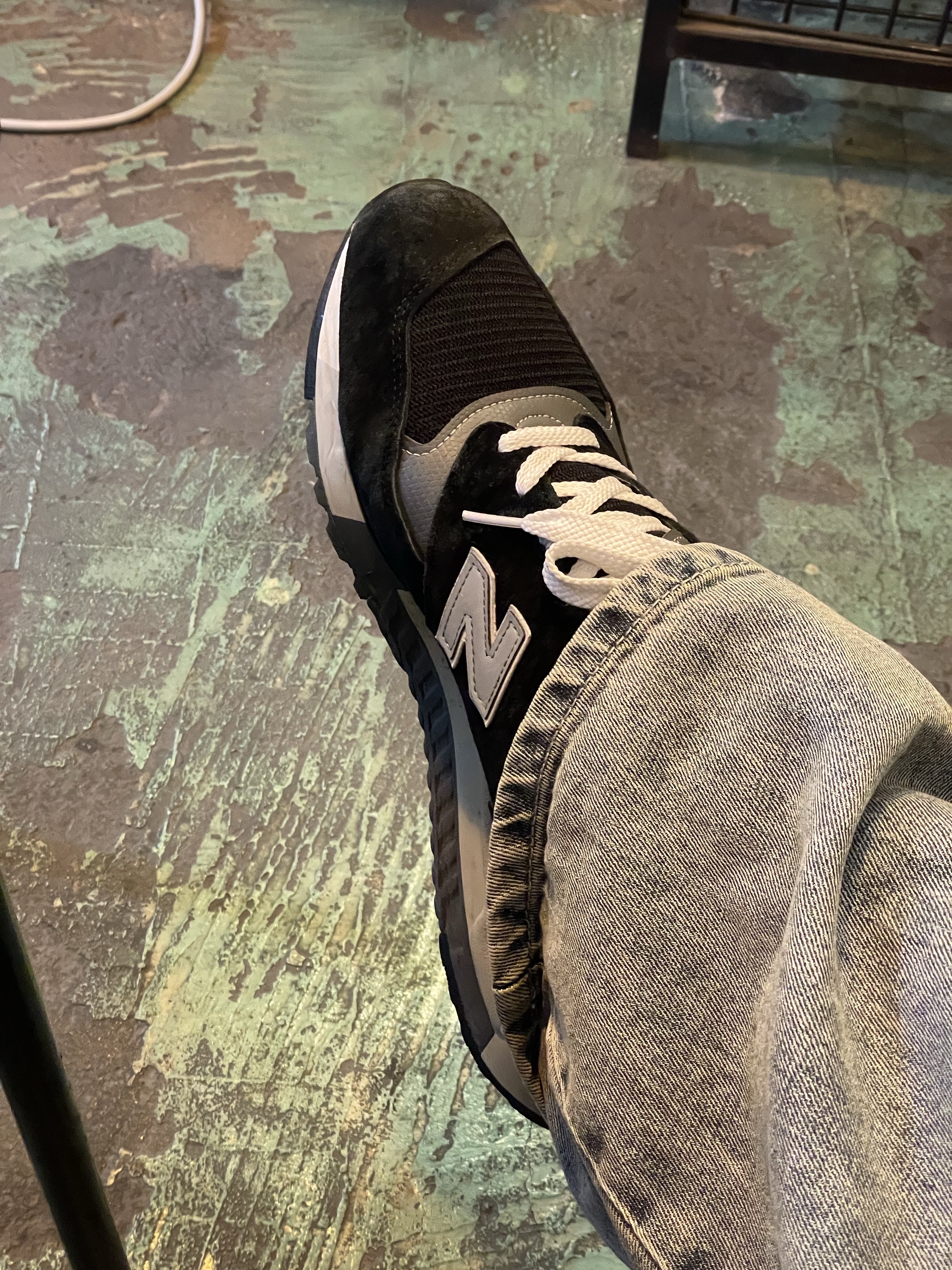 New Balance 998 Made in USA Black Silver 착용 스타일