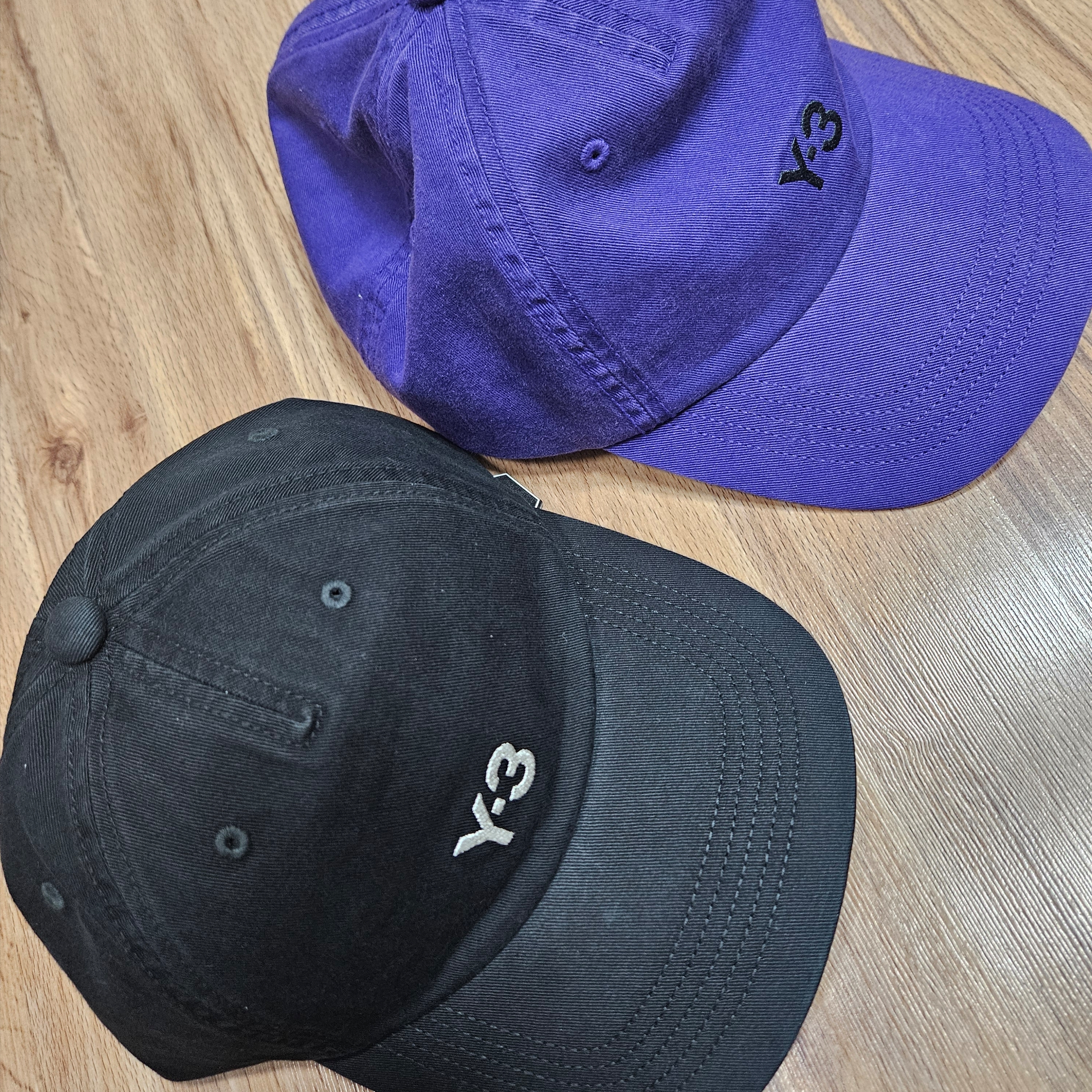 Y-3 Dad Cap Black 착용 스타일